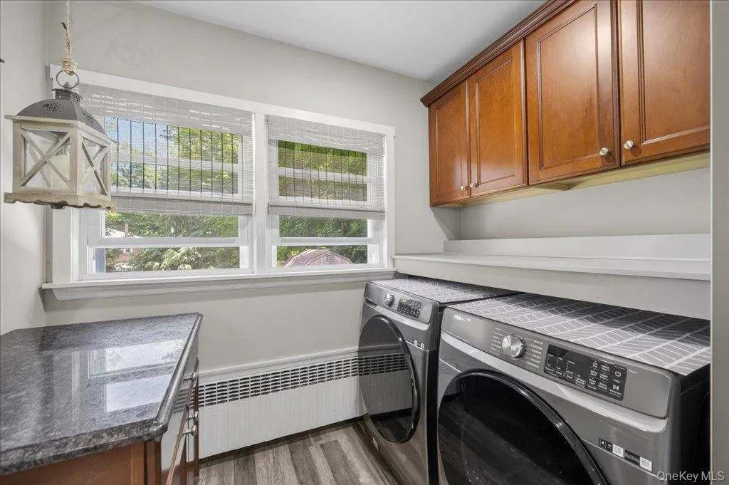 15 Maple Road, Woodbury, NY, 3 Bedrooms Bedrooms, 8 Rooms Rooms,1 BathroomBathrooms,Residential,For Rent,Maple,0,1004032 15 Maple Road, Woodbury, NY, 3 Bedrooms Bedrooms, 8 Rooms Rooms,1 BathroomBathrooms,Residential,For Rent,Maple,0,1004032