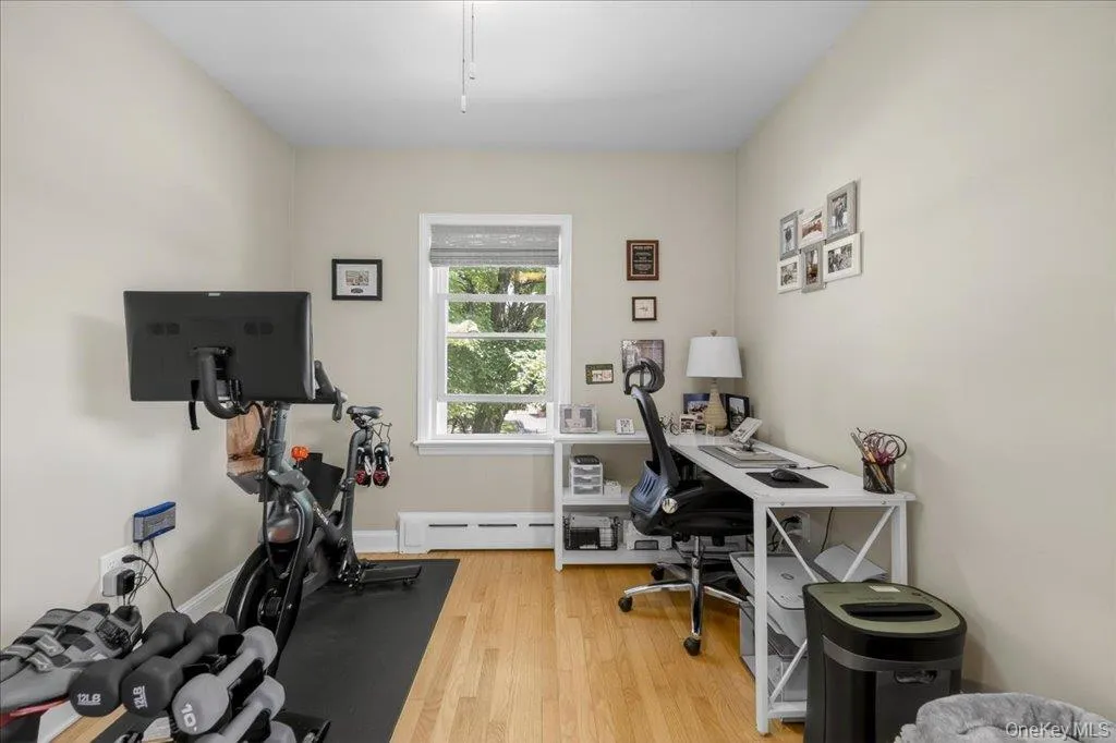 15 Maple Road, Woodbury, NY, 3 Bedrooms Bedrooms, 8 Rooms Rooms,1 BathroomBathrooms,Residential,For Rent,Maple,0,1004032 15 Maple Road, Woodbury, NY, 3 Bedrooms Bedrooms, 8 Rooms Rooms,1 BathroomBathrooms,Residential,For Rent,Maple,0,1004032