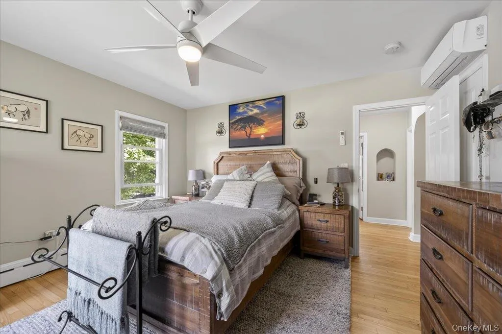15 Maple Road, Woodbury, NY, 3 Bedrooms Bedrooms, 8 Rooms Rooms,1 BathroomBathrooms,Residential,For Rent,Maple,0,1004032 15 Maple Road, Woodbury, NY, 3 Bedrooms Bedrooms, 8 Rooms Rooms,1 BathroomBathrooms,Residential,For Rent,Maple,0,1004032