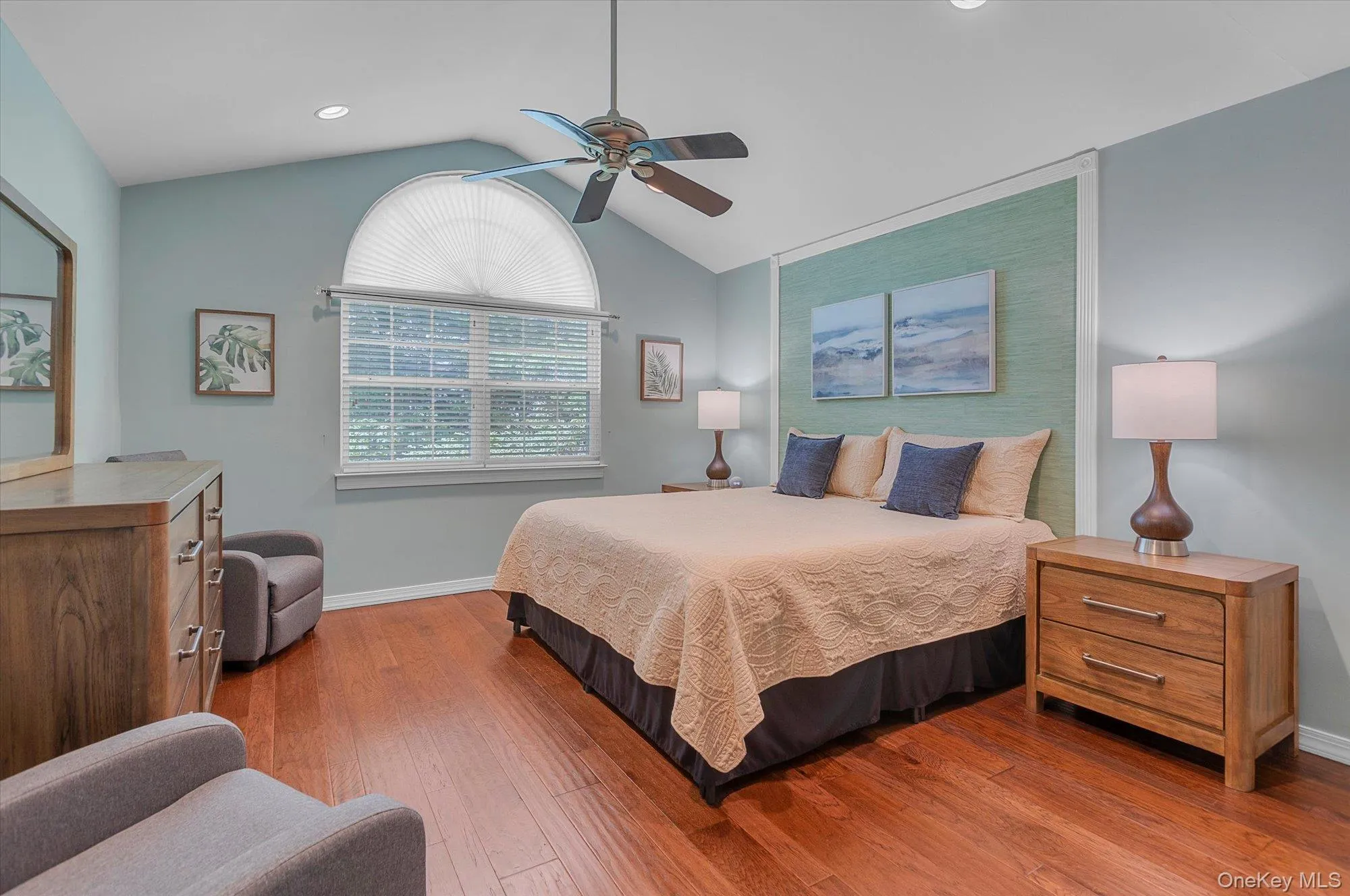 Roomy. Wood floors. Natural light. Roomy. Wood floors. Natural light.