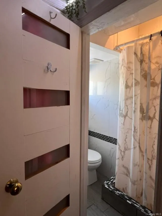 Second floor En Suite Entrance Door Second floor En Suite Entrance Door