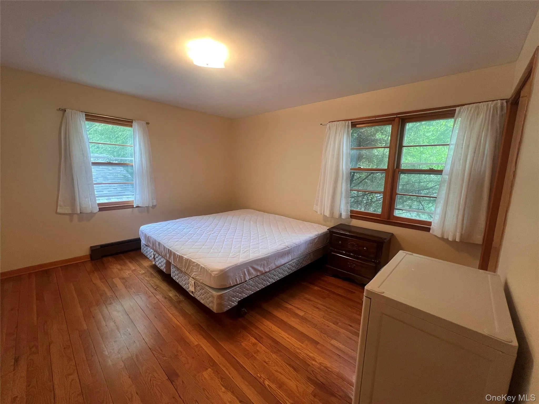 4 Beach Road, Lumberland, NY, 3 Bedrooms Bedrooms, 7 Rooms Rooms,1 BathroomBathrooms,Residential Lease,For Rent,Beach,0,1004046 4 Beach Road, Lumberland, NY, 3 Bedrooms Bedrooms, 7 Rooms Rooms,1 BathroomBathrooms,Residential Lease,For Rent,Beach,0,1004046