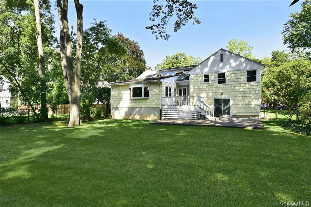 20 Kingston Road, Scarsdale, NY, 4 Bedrooms Bedrooms, 9 Rooms Rooms,3 BathroomsBathrooms,Residential Lease,For Rent,Kingston,0,1004047 20 Kingston Road, Scarsdale, NY, 4 Bedrooms Bedrooms, 9 Rooms Rooms,3 BathroomsBathrooms,Residential Lease,For Rent,Kingston,0,1004047