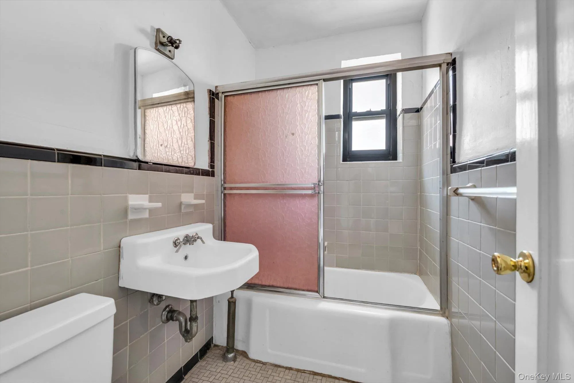 26-26 141st 141st, New York, NY, 1 Bedroom Bedrooms, 3 Rooms Rooms,1 BathroomBathrooms,Residential,For Rent,141st,0,1004048 26-26 141st 141st, New York, NY, 1 Bedroom Bedrooms, 3 Rooms Rooms,1 BathroomBathrooms,Residential,For Rent,141st,0,1004048