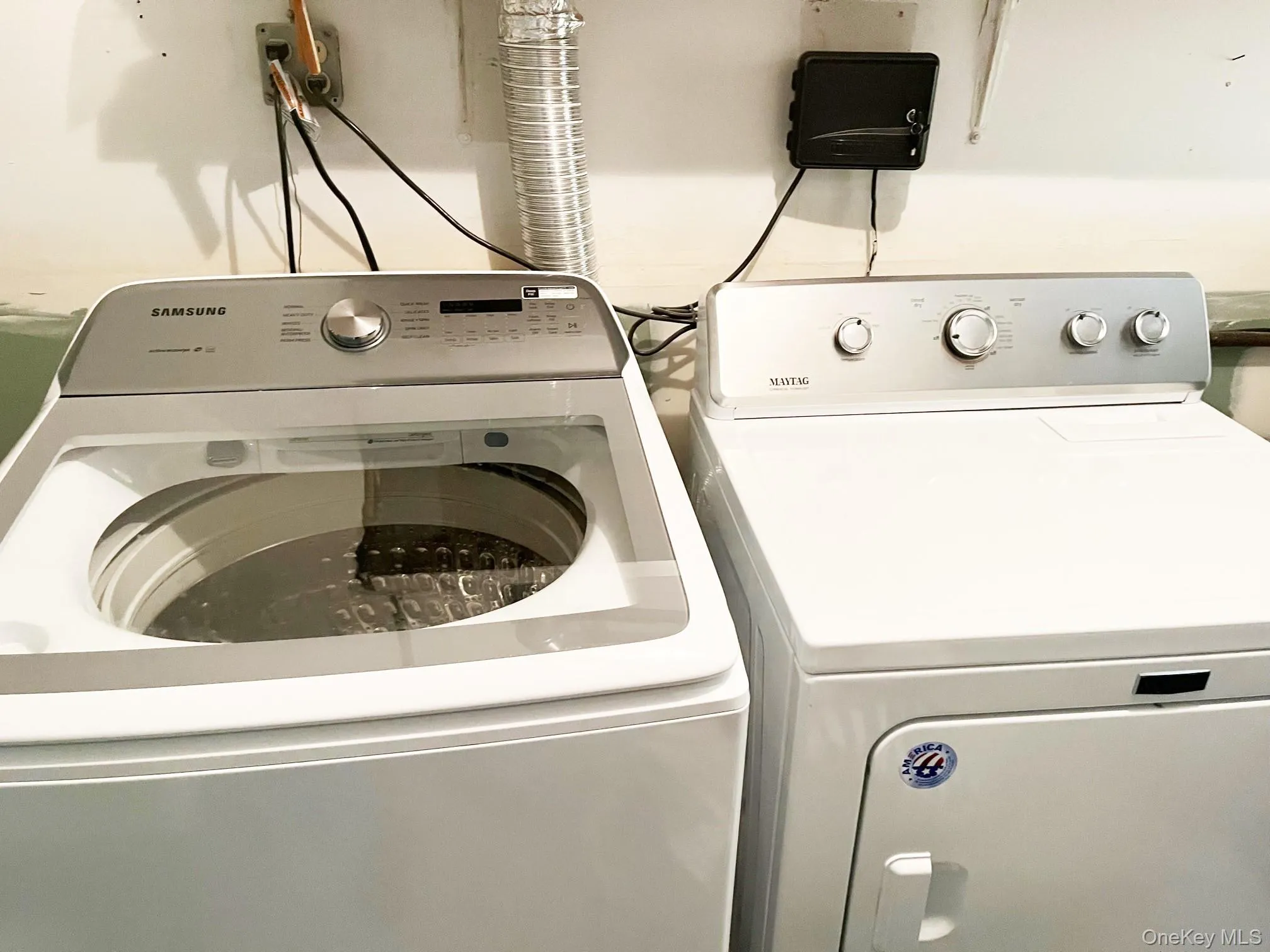 36 2nd Avenue, Hempstead, NY, 4 Bedrooms Bedrooms, 7 Rooms Rooms,2 BathroomsBathrooms,Residential,For Rent,2nd,0,1004050 36 2nd Avenue, Hempstead, NY, 4 Bedrooms Bedrooms, 7 Rooms Rooms,2 BathroomsBathrooms,Residential,For Rent,2nd,0,1004050