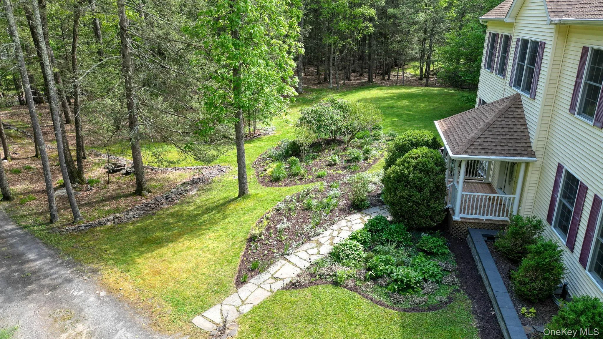 30 Whitney Drive, Woodstock, NY, 3 Bedrooms Bedrooms, 9 Rooms Rooms,2 BathroomsBathrooms,Residential,For Rent,Whitney,0,1004054 30 Whitney Drive, Woodstock, NY, 3 Bedrooms Bedrooms, 9 Rooms Rooms,2 BathroomsBathrooms,Residential,For Rent,Whitney,0,1004054