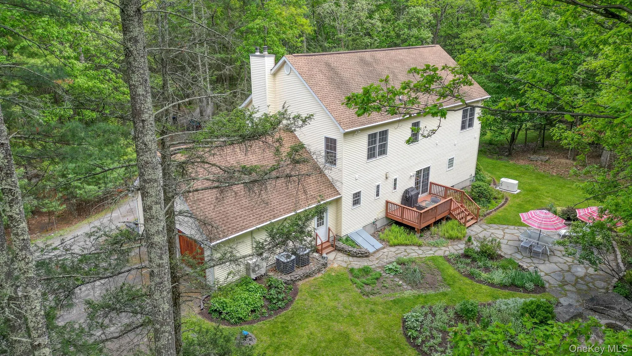 30 Whitney Drive, Woodstock, NY, 3 Bedrooms Bedrooms, 9 Rooms Rooms,2 BathroomsBathrooms,Residential,For Rent,Whitney,0,1004054 30 Whitney Drive, Woodstock, NY, 3 Bedrooms Bedrooms, 9 Rooms Rooms,2 BathroomsBathrooms,Residential,For Rent,Whitney,0,1004054