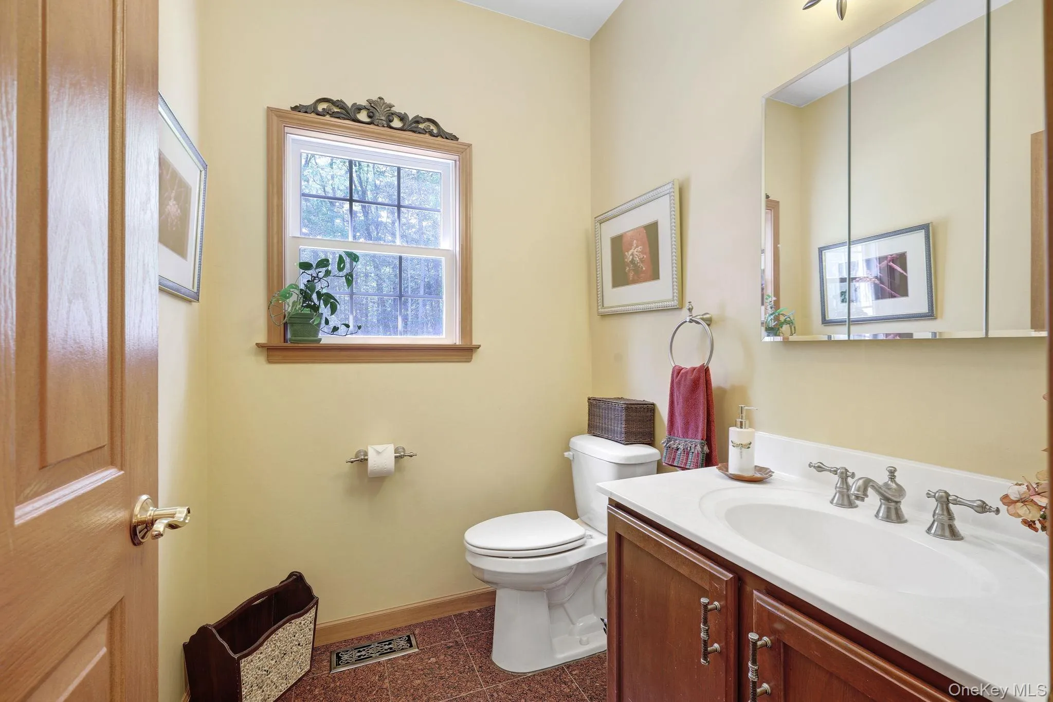30 Whitney Drive, Woodstock, NY, 3 Bedrooms Bedrooms, 9 Rooms Rooms,2 BathroomsBathrooms,Residential,For Rent,Whitney,0,1004054 30 Whitney Drive, Woodstock, NY, 3 Bedrooms Bedrooms, 9 Rooms Rooms,2 BathroomsBathrooms,Residential,For Rent,Whitney,0,1004054
