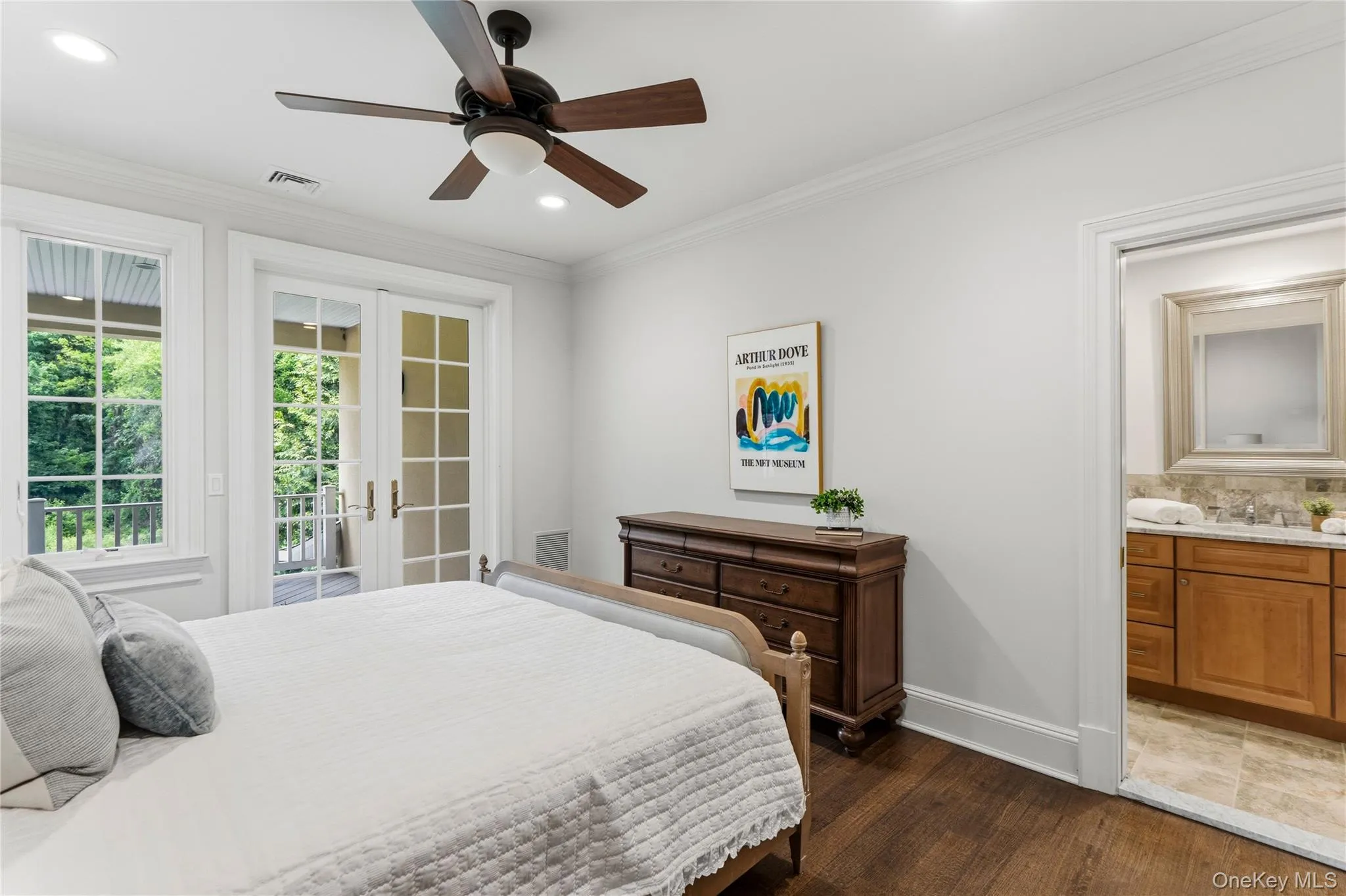 1960 Midlane, Oyster Bay, NY, 4 Bedrooms Bedrooms, 11 Rooms Rooms,3 BathroomsBathrooms,Residential,For Rent,Midlane,0,1004056 1960 Midlane, Oyster Bay, NY, 4 Bedrooms Bedrooms, 11 Rooms Rooms,3 BathroomsBathrooms,Residential,For Rent,Midlane,0,1004056