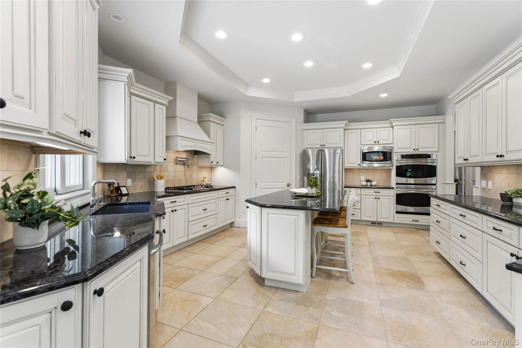 1960 Midlane, Oyster Bay, NY, 4 Bedrooms Bedrooms, 11 Rooms Rooms,3 BathroomsBathrooms,Residential,For Rent,Midlane,0,1004056 1960 Midlane, Oyster Bay, NY, 4 Bedrooms Bedrooms, 11 Rooms Rooms,3 BathroomsBathrooms,Residential,For Rent,Midlane,0,1004056