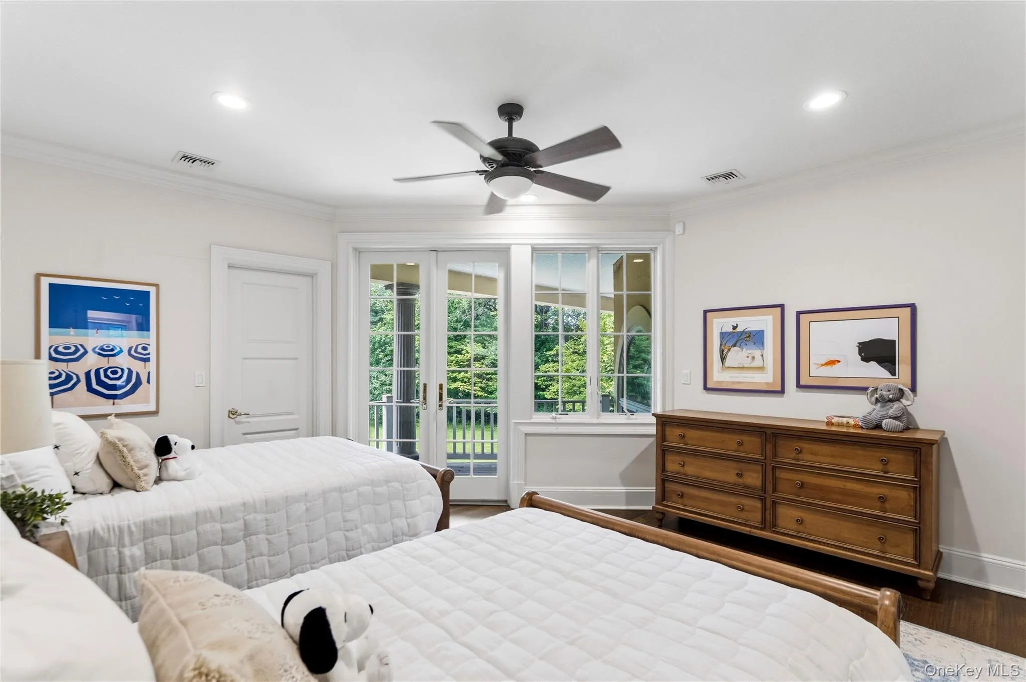1960 Midlane, Oyster Bay, NY, 4 Bedrooms Bedrooms, 11 Rooms Rooms,3 BathroomsBathrooms,Residential,For Rent,Midlane,0,1004056 1960 Midlane, Oyster Bay, NY, 4 Bedrooms Bedrooms, 11 Rooms Rooms,3 BathroomsBathrooms,Residential,For Rent,Midlane,0,1004056