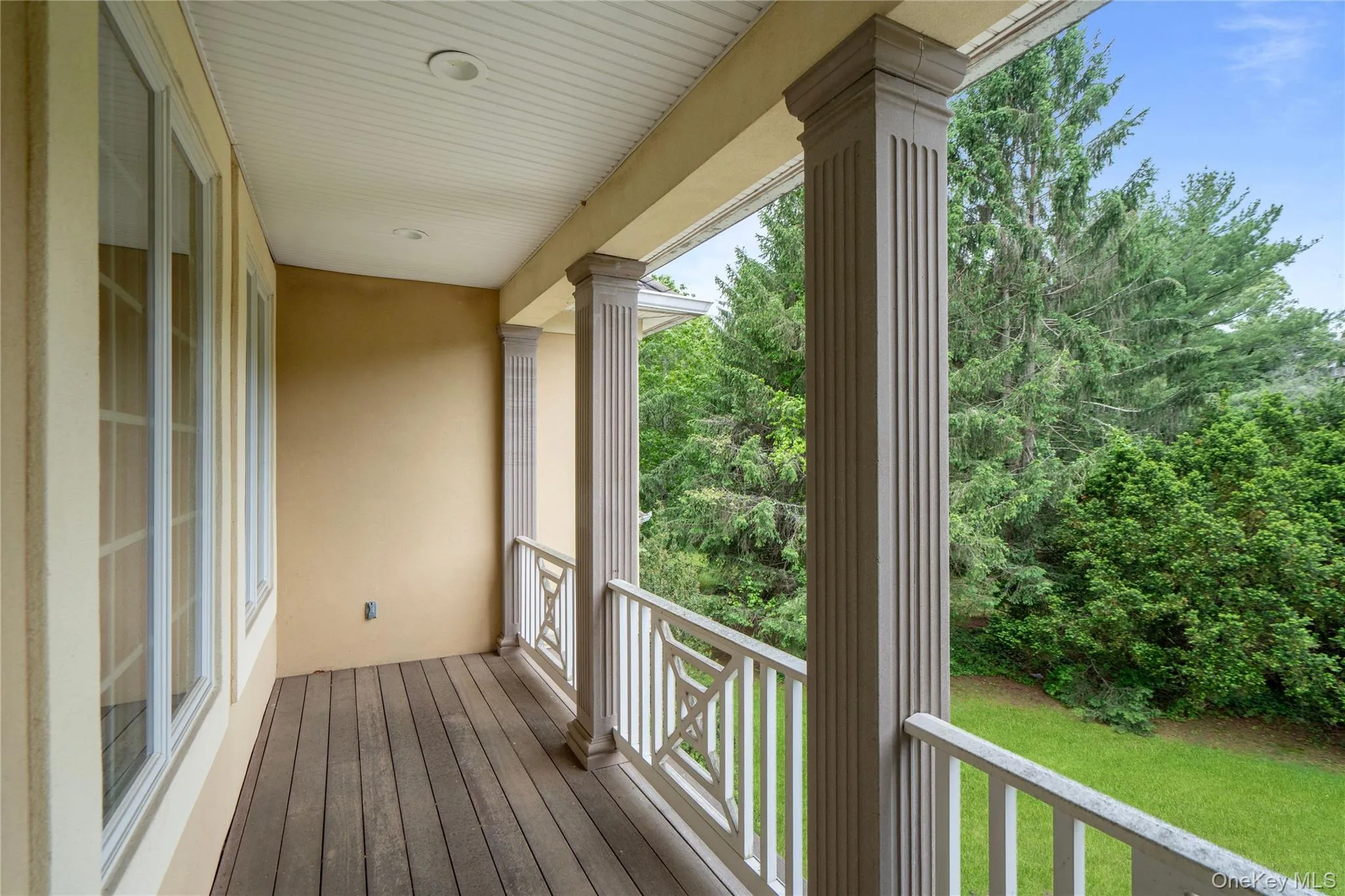 1960 Midlane, Oyster Bay, NY, 4 Bedrooms Bedrooms, 11 Rooms Rooms,3 BathroomsBathrooms,Residential,For Rent,Midlane,0,1004056 1960 Midlane, Oyster Bay, NY, 4 Bedrooms Bedrooms, 11 Rooms Rooms,3 BathroomsBathrooms,Residential,For Rent,Midlane,0,1004056
