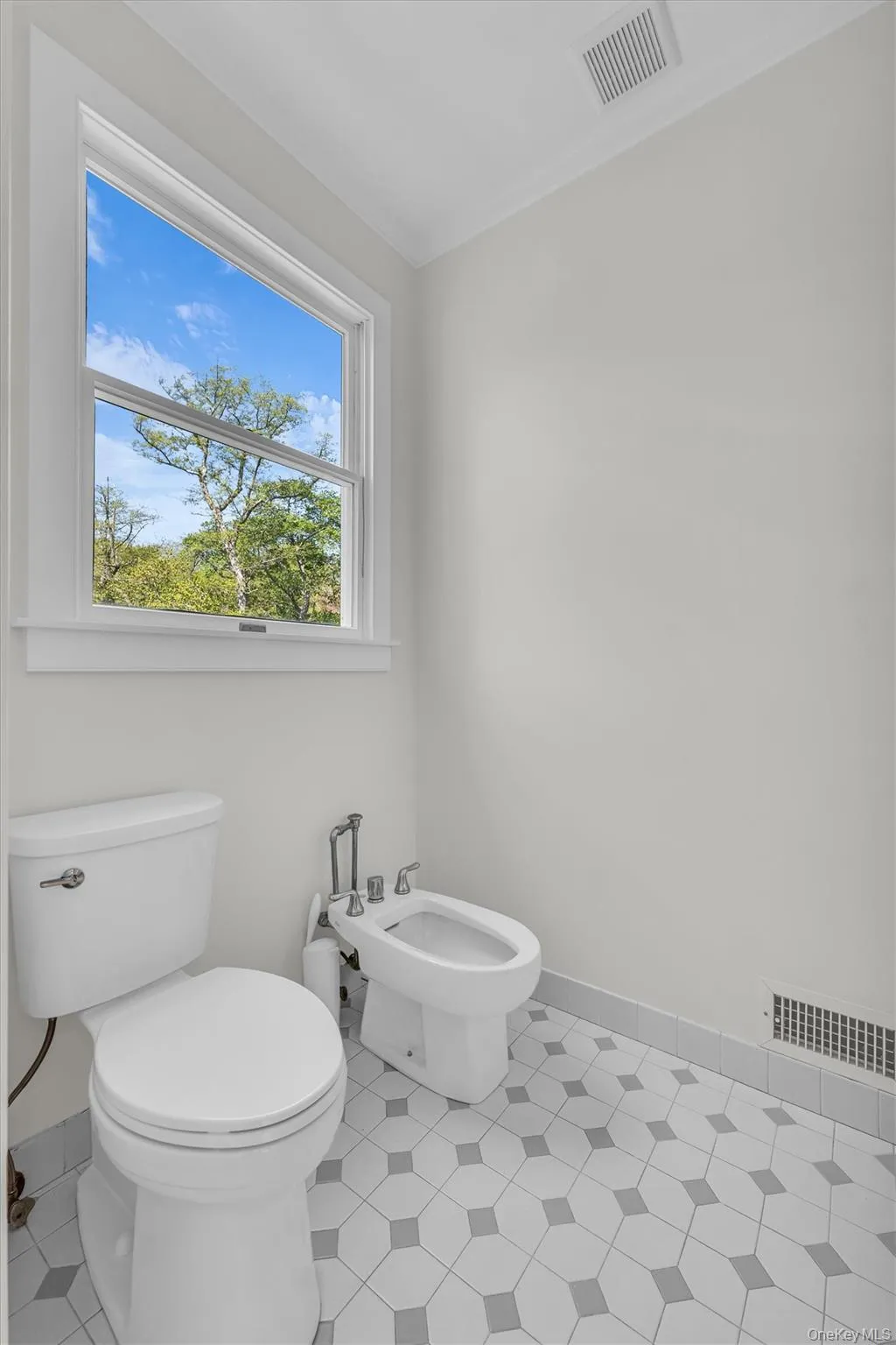 238 Beaver Dam Road, Brookhaven, NY, 3 Bedrooms Bedrooms, 8 Rooms Rooms,3 BathroomsBathrooms,Residential,For Rent,Beaver Dam,0,1004058 238 Beaver Dam Road, Brookhaven, NY, 3 Bedrooms Bedrooms, 8 Rooms Rooms,3 BathroomsBathrooms,Residential,For Rent,Beaver Dam,0,1004058