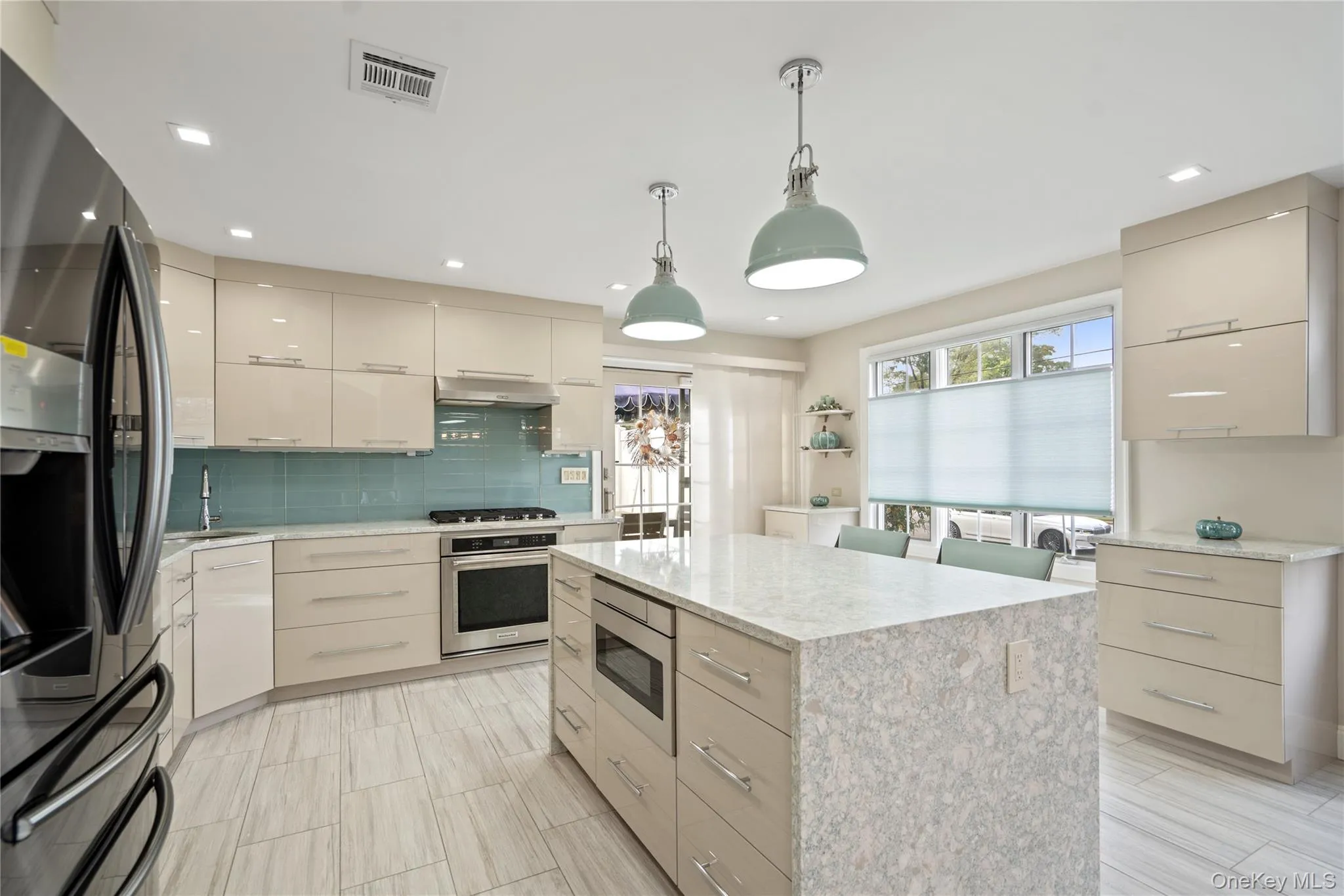 939 Manor Lane, Islip, NY, 4 Bedrooms Bedrooms, 8 Rooms Rooms,2 BathroomsBathrooms,Residential,For Rent,Manor,0,1004067 939 Manor Lane, Islip, NY, 4 Bedrooms Bedrooms, 8 Rooms Rooms,2 BathroomsBathrooms,Residential,For Rent,Manor,0,1004067