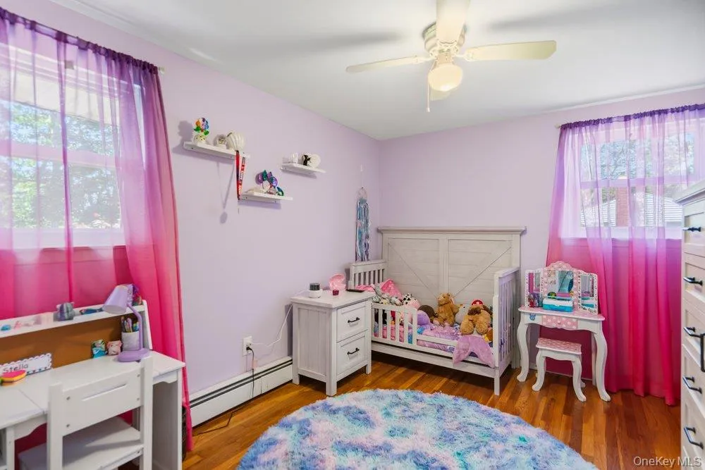 10 Hollingwood Drive, Brookhaven, NY, 4 Bedrooms Bedrooms, 9 Rooms Rooms,1 BathroomBathrooms,Residential,For Rent,Hollingwood,0,1004068 10 Hollingwood Drive, Brookhaven, NY, 4 Bedrooms Bedrooms, 9 Rooms Rooms,1 BathroomBathrooms,Residential,For Rent,Hollingwood,0,1004068