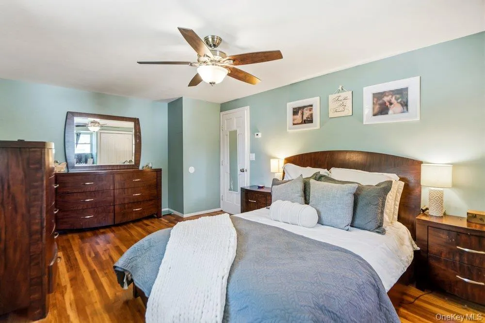 10 Hollingwood Drive, Brookhaven, NY, 4 Bedrooms Bedrooms, 9 Rooms Rooms,1 BathroomBathrooms,Residential,For Rent,Hollingwood,0,1004068 10 Hollingwood Drive, Brookhaven, NY, 4 Bedrooms Bedrooms, 9 Rooms Rooms,1 BathroomBathrooms,Residential,For Rent,Hollingwood,0,1004068