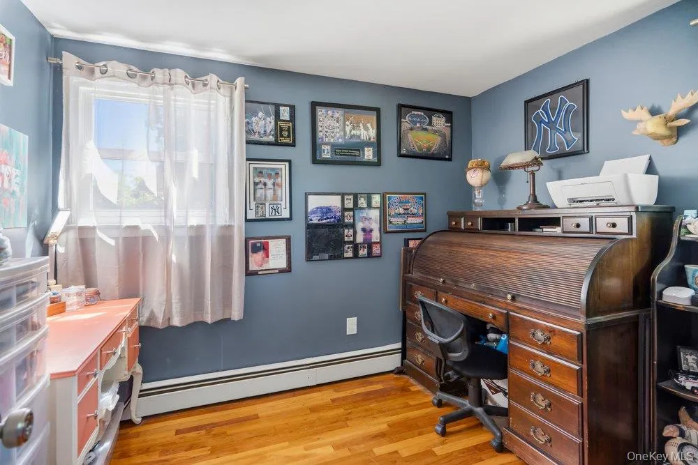 10 Hollingwood Drive, Brookhaven, NY, 4 Bedrooms Bedrooms, 9 Rooms Rooms,1 BathroomBathrooms,Residential,For Rent,Hollingwood,0,1004068 10 Hollingwood Drive, Brookhaven, NY, 4 Bedrooms Bedrooms, 9 Rooms Rooms,1 BathroomBathrooms,Residential,For Rent,Hollingwood,0,1004068