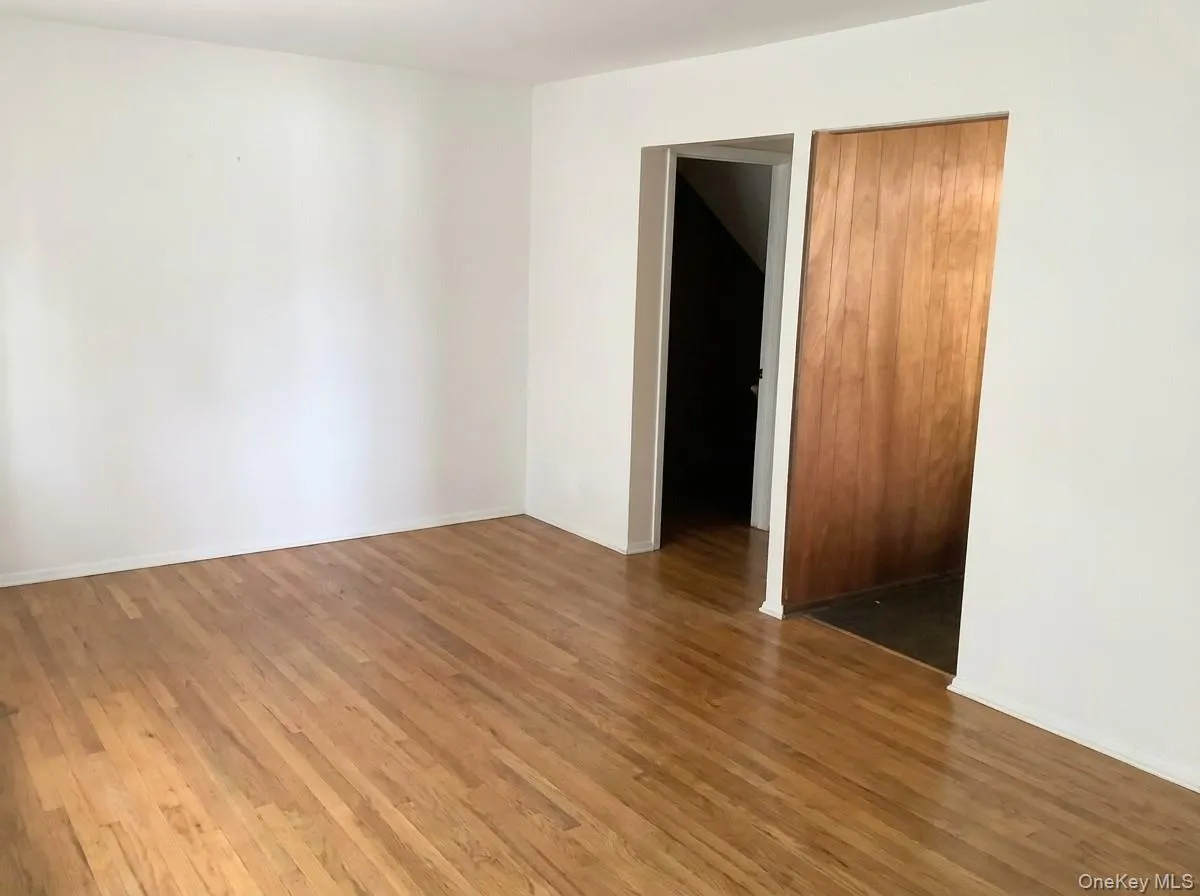 2 Sneden Court, Ramapo, NY, 3 Bedrooms Bedrooms, 5 Rooms Rooms,1 BathroomBathrooms,Residential,For Rent,Sneden,0,1004073 2 Sneden Court, Ramapo, NY, 3 Bedrooms Bedrooms, 5 Rooms Rooms,1 BathroomBathrooms,Residential,For Rent,Sneden,0,1004073