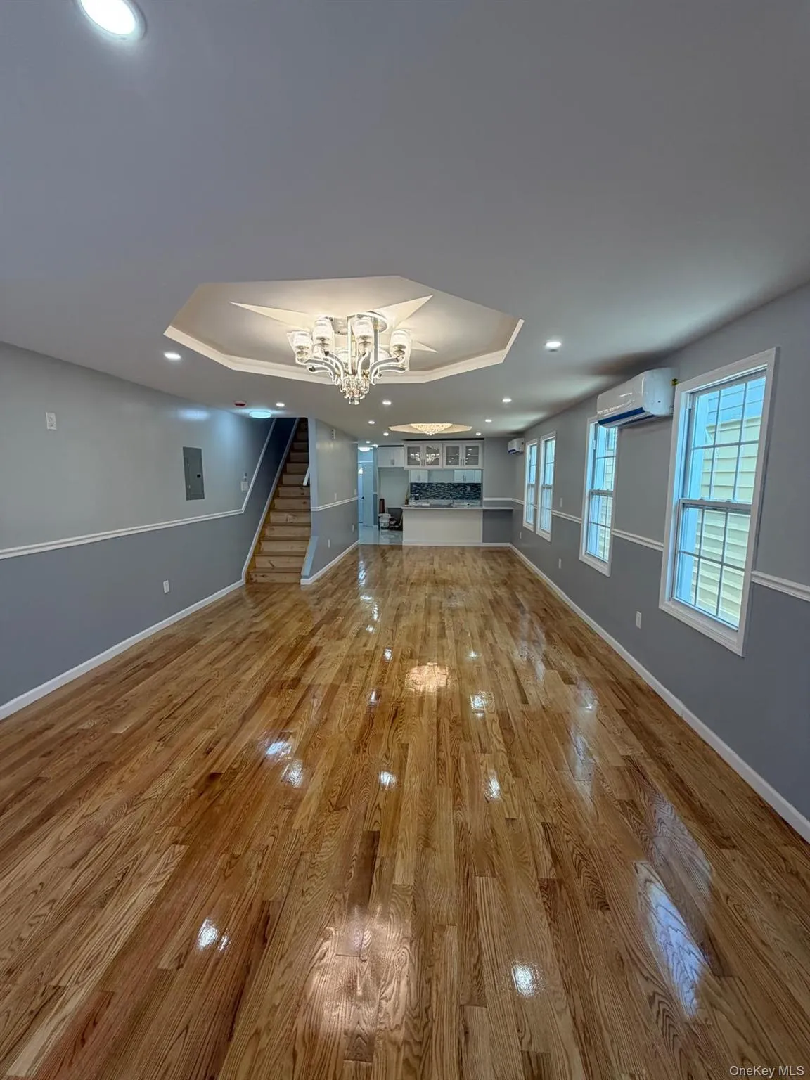 10431 113th Street, New York, NY, 3 Bedrooms Bedrooms, 6 Rooms Rooms,2 BathroomsBathrooms,Residential,For Rent,113th,0,1004076 10431 113th Street, New York, NY, 3 Bedrooms Bedrooms, 6 Rooms Rooms,2 BathroomsBathrooms,Residential,For Rent,113th,0,1004076