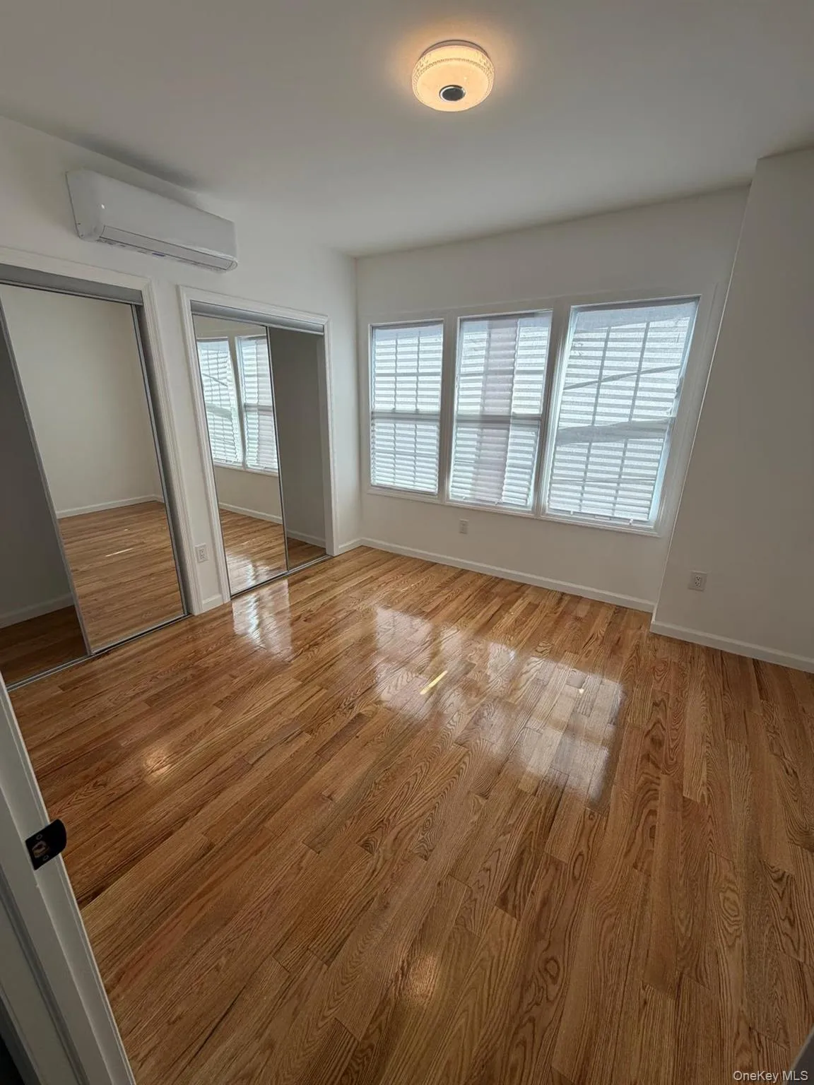 10431 113th Street, New York, NY, 3 Bedrooms Bedrooms, 6 Rooms Rooms,2 BathroomsBathrooms,Residential,For Rent,113th,0,1004076 10431 113th Street, New York, NY, 3 Bedrooms Bedrooms, 6 Rooms Rooms,2 BathroomsBathrooms,Residential,For Rent,113th,0,1004076
