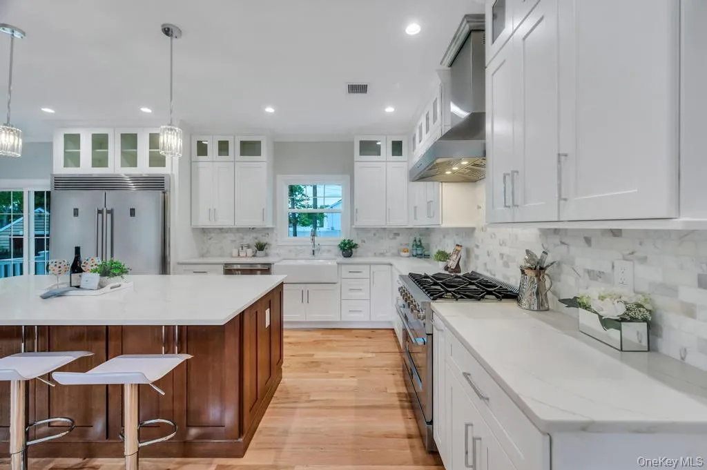 124 North Drive, Oyster Bay, NY, 5 Bedrooms Bedrooms, 9 Rooms Rooms,4 BathroomsBathrooms,Residential,For Rent,North,0,1004084 124 North Drive, Oyster Bay, NY, 5 Bedrooms Bedrooms, 9 Rooms Rooms,4 BathroomsBathrooms,Residential,For Rent,North,0,1004084