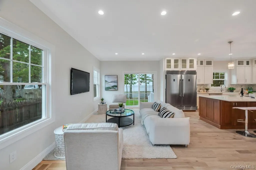 124 North Drive, Oyster Bay, NY, 5 Bedrooms Bedrooms, 9 Rooms Rooms,4 BathroomsBathrooms,Residential,For Rent,North,0,1004084 124 North Drive, Oyster Bay, NY, 5 Bedrooms Bedrooms, 9 Rooms Rooms,4 BathroomsBathrooms,Residential,For Rent,North,0,1004084