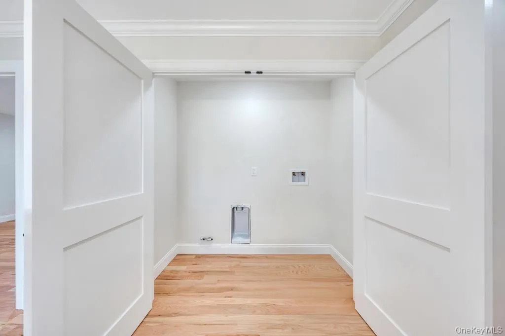 124 North Drive, Oyster Bay, NY, 5 Bedrooms Bedrooms, 9 Rooms Rooms,4 BathroomsBathrooms,Residential,For Rent,North,0,1004084 124 North Drive, Oyster Bay, NY, 5 Bedrooms Bedrooms, 9 Rooms Rooms,4 BathroomsBathrooms,Residential,For Rent,North,0,1004084