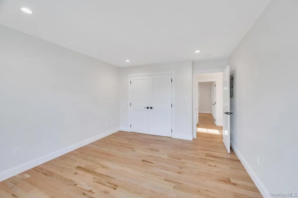 124 North Drive, Oyster Bay, NY, 5 Bedrooms Bedrooms, 9 Rooms Rooms,4 BathroomsBathrooms,Residential,For Rent,North,0,1004084 124 North Drive, Oyster Bay, NY, 5 Bedrooms Bedrooms, 9 Rooms Rooms,4 BathroomsBathrooms,Residential,For Rent,North,0,1004084