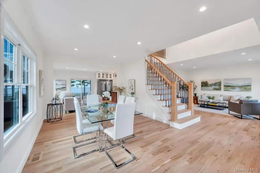 124 North Drive, Oyster Bay, NY, 5 Bedrooms Bedrooms, 9 Rooms Rooms,4 BathroomsBathrooms,Residential,For Rent,North,0,1004084 124 North Drive, Oyster Bay, NY, 5 Bedrooms Bedrooms, 9 Rooms Rooms,4 BathroomsBathrooms,Residential,For Rent,North,0,1004084