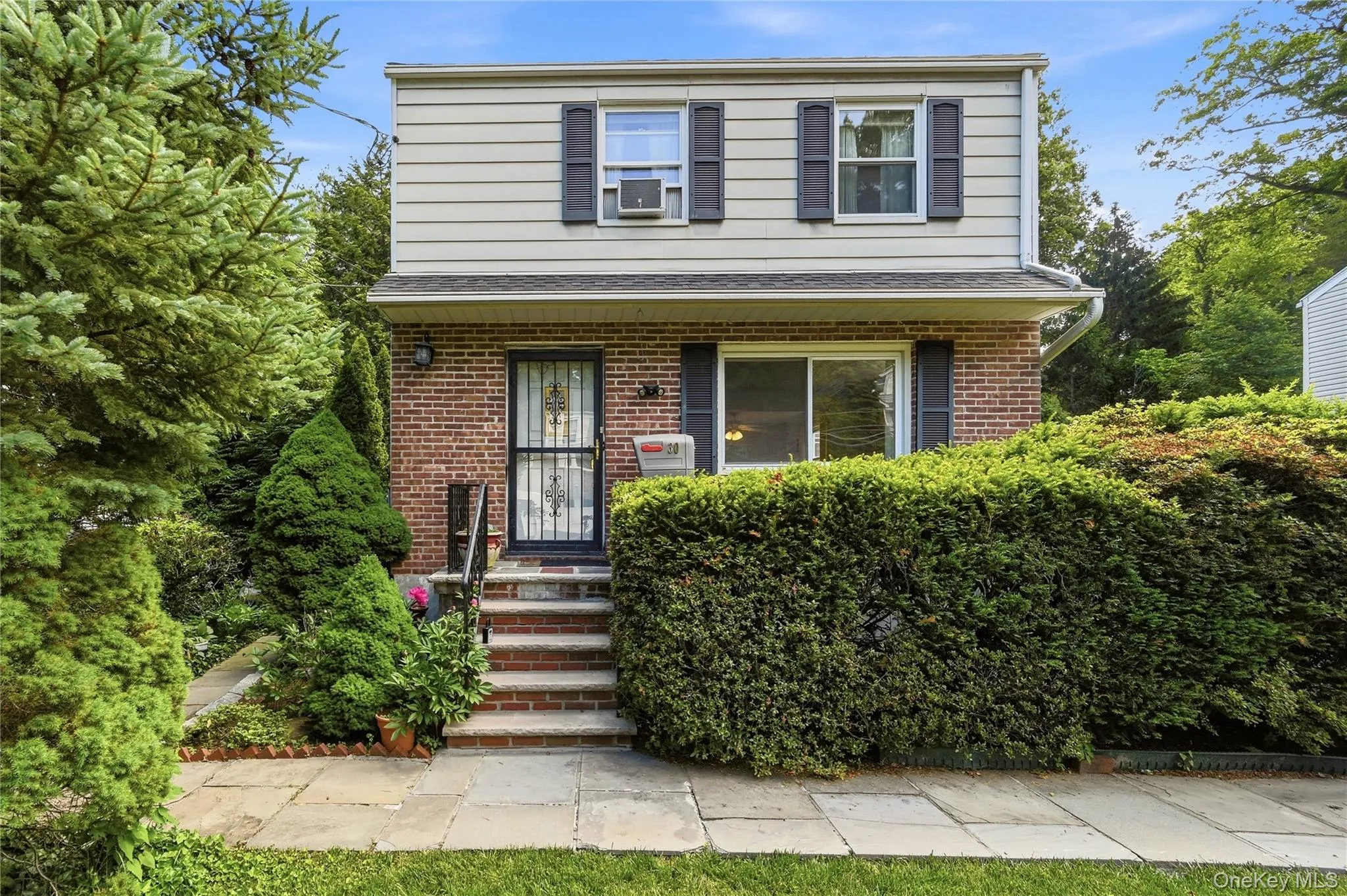 30 Greenvale Circle, Greenburgh, NY, 2 Bedrooms Bedrooms, 6 Rooms Rooms,1 BathroomBathrooms,Residential,For Rent,Greenvale,0,1004091 30 Greenvale Circle, Greenburgh, NY, 2 Bedrooms Bedrooms, 6 Rooms Rooms,1 BathroomBathrooms,Residential,For Rent,Greenvale,0,1004091