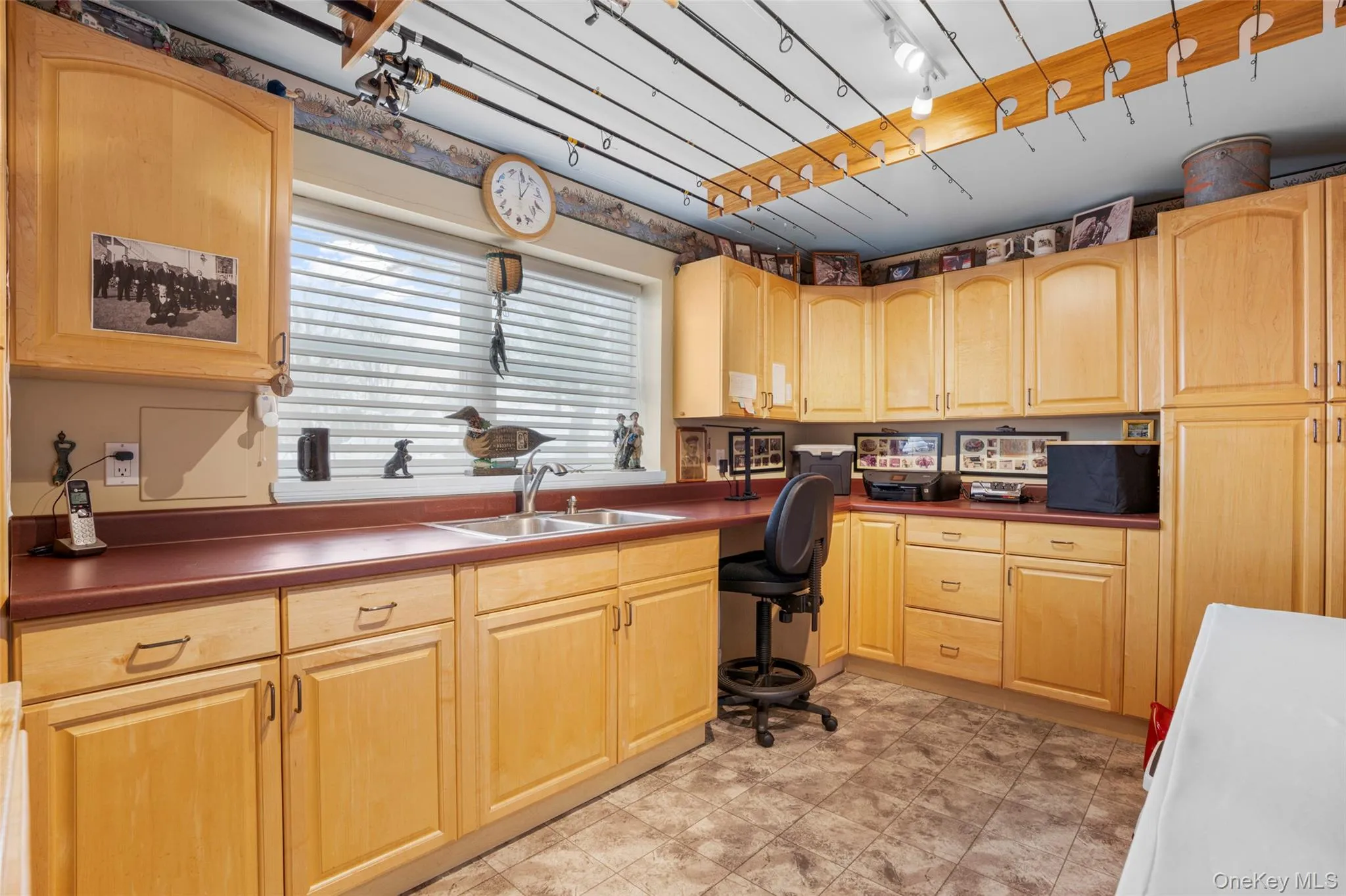 40 Burts Path, East Fishkill, NY, 4 Bedrooms Bedrooms, 12 Rooms Rooms,3 BathroomsBathrooms,Residential,For Rent,Burts,0,1004095 40 Burts Path, East Fishkill, NY, 4 Bedrooms Bedrooms, 12 Rooms Rooms,3 BathroomsBathrooms,Residential,For Rent,Burts,0,1004095