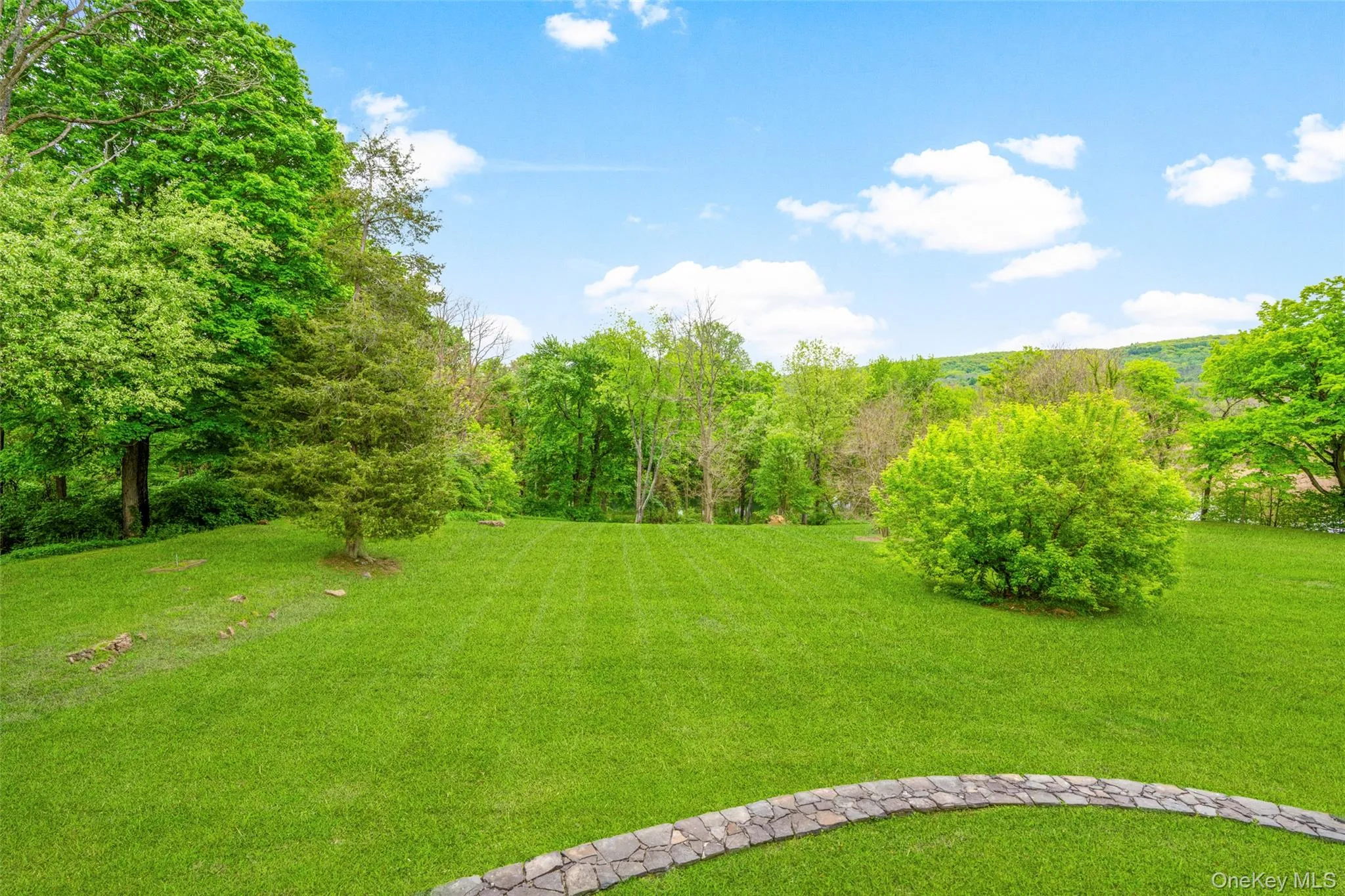 40 Burts Path, East Fishkill, NY, 4 Bedrooms Bedrooms, 12 Rooms Rooms,3 BathroomsBathrooms,Residential,For Rent,Burts,0,1004095 40 Burts Path, East Fishkill, NY, 4 Bedrooms Bedrooms, 12 Rooms Rooms,3 BathroomsBathrooms,Residential,For Rent,Burts,0,1004095