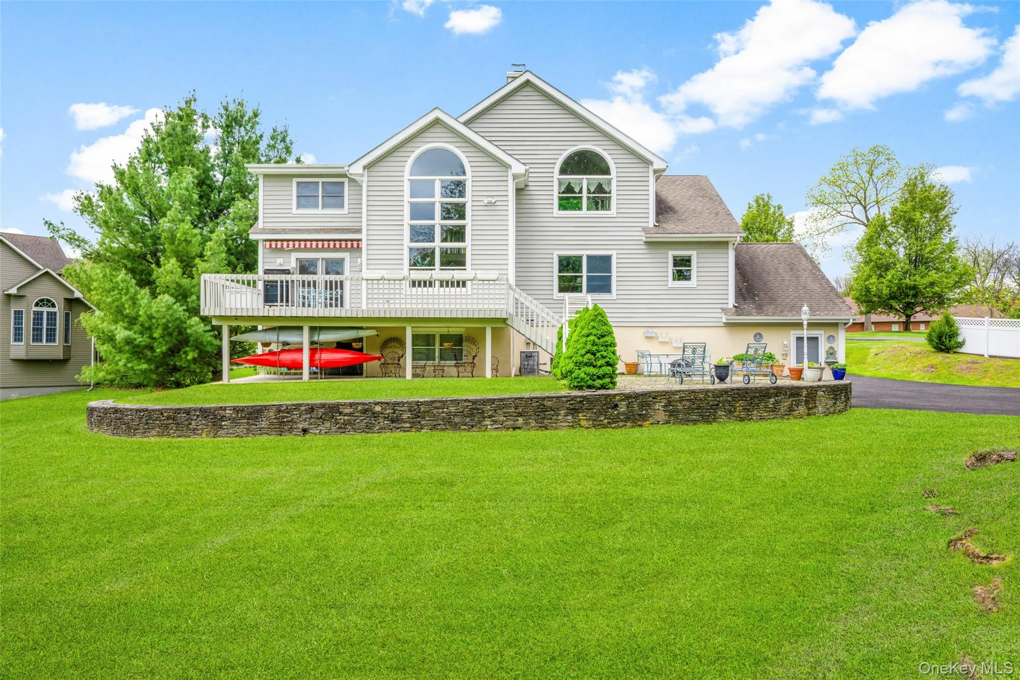 40 Burts Path, East Fishkill, NY, 4 Bedrooms Bedrooms, 12 Rooms Rooms,3 BathroomsBathrooms,Residential,For Rent,Burts,0,1004095 40 Burts Path, East Fishkill, NY, 4 Bedrooms Bedrooms, 12 Rooms Rooms,3 BathroomsBathrooms,Residential,For Rent,Burts,0,1004095