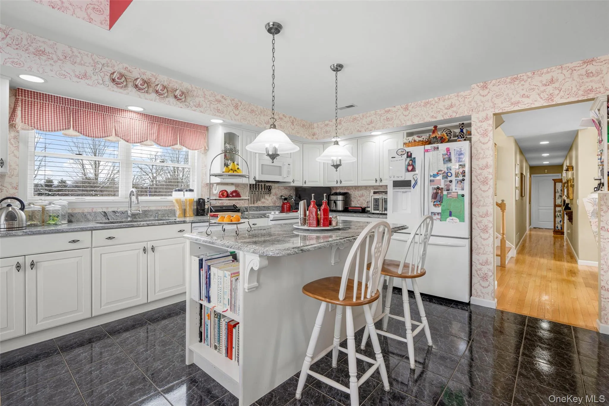 40 Burts Path, East Fishkill, NY, 4 Bedrooms Bedrooms, 12 Rooms Rooms,3 BathroomsBathrooms,Residential,For Rent,Burts,0,1004095 40 Burts Path, East Fishkill, NY, 4 Bedrooms Bedrooms, 12 Rooms Rooms,3 BathroomsBathrooms,Residential,For Rent,Burts,0,1004095