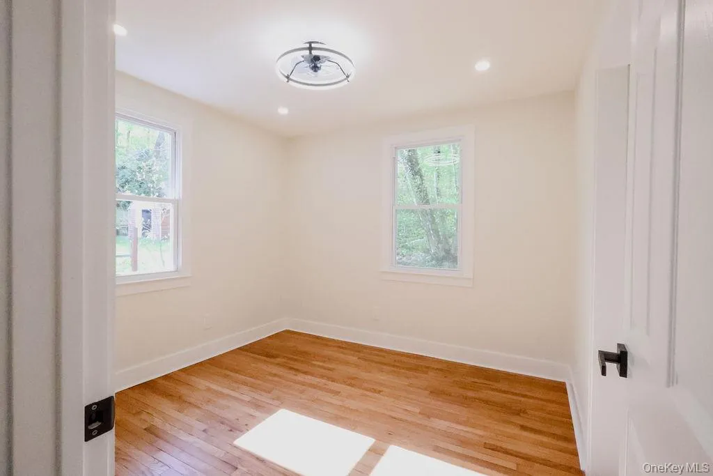 1011 Parkway Place, Peekskill, NY, 3 Bedrooms Bedrooms, 5 Rooms Rooms,1 BathroomBathrooms,Residential,For Rent,Parkway,0,1004100 1011 Parkway Place, Peekskill, NY, 3 Bedrooms Bedrooms, 5 Rooms Rooms,1 BathroomBathrooms,Residential,For Rent,Parkway,0,1004100