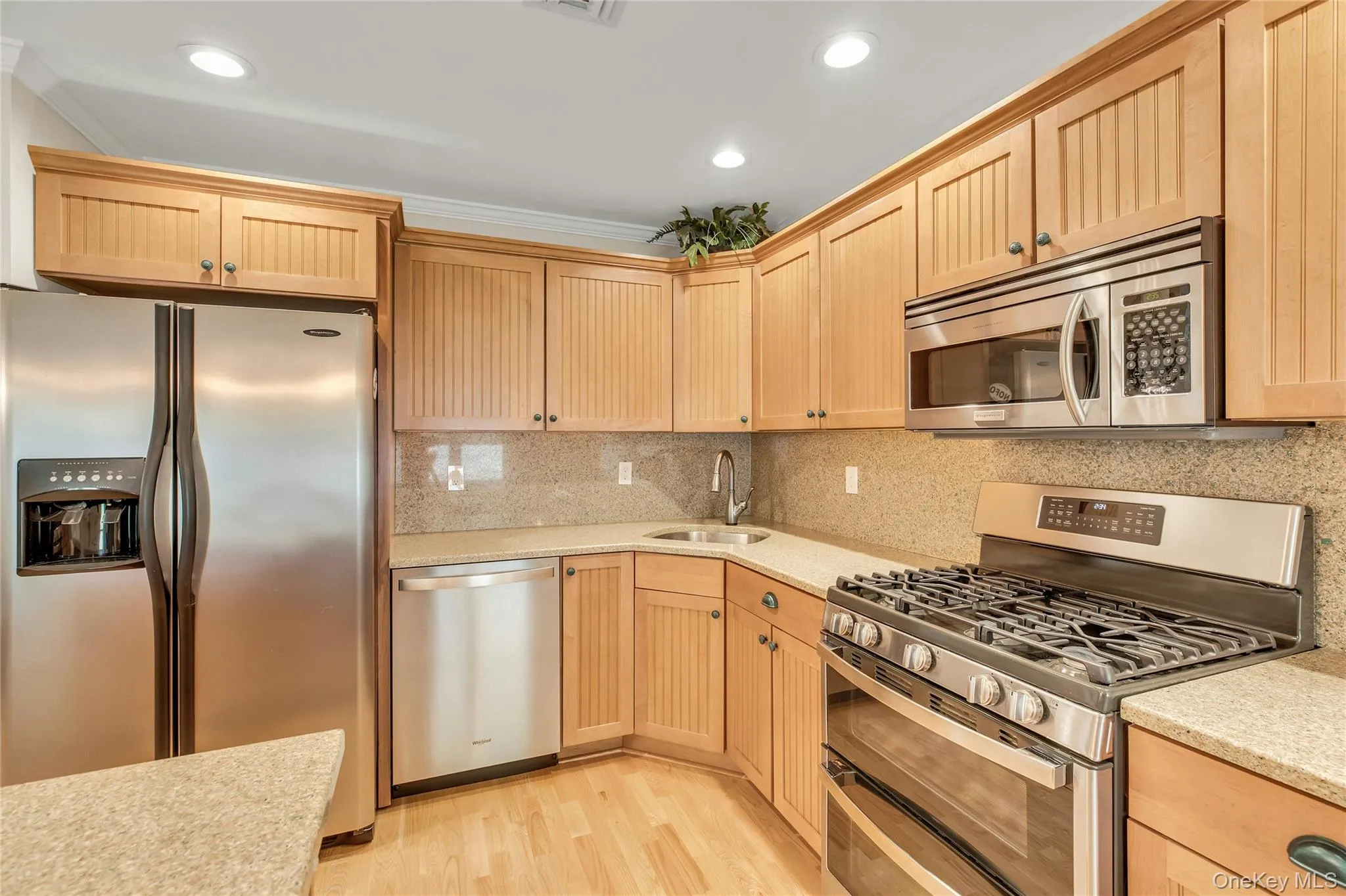 3402 Willow Pond Drive, Riverhead, NY, 2 Bedrooms Bedrooms, 3 Rooms Rooms,2 BathroomsBathrooms,Residential,For Rent,Willow Pond,0,1004103 3402 Willow Pond Drive, Riverhead, NY, 2 Bedrooms Bedrooms, 3 Rooms Rooms,2 BathroomsBathrooms,Residential,For Rent,Willow Pond,0,1004103