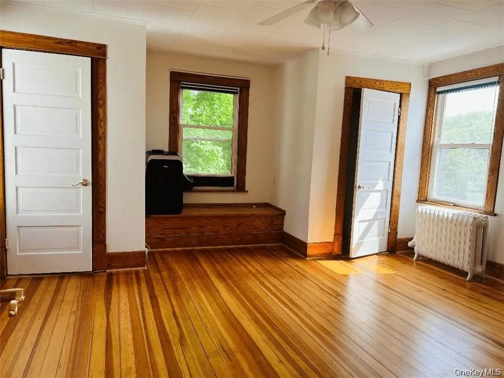 12 Parry Avenue, Highlands, NY, 2 Bedrooms Bedrooms, 6 Rooms Rooms,1 BathroomBathrooms,Residential Lease,For Rent,Parry,0,1004106 12 Parry Avenue, Highlands, NY, 2 Bedrooms Bedrooms, 6 Rooms Rooms,1 BathroomBathrooms,Residential Lease,For Rent,Parry,0,1004106