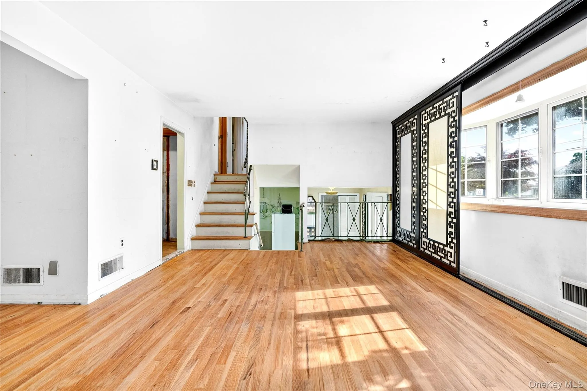 2 Forest Knoll Drive, Ramapo, NY, 3 Bedrooms Bedrooms, 6 Rooms Rooms,1 BathroomBathrooms,Residential,For Rent,Forest Knoll,0,1004111 2 Forest Knoll Drive, Ramapo, NY, 3 Bedrooms Bedrooms, 6 Rooms Rooms,1 BathroomBathrooms,Residential,For Rent,Forest Knoll,0,1004111