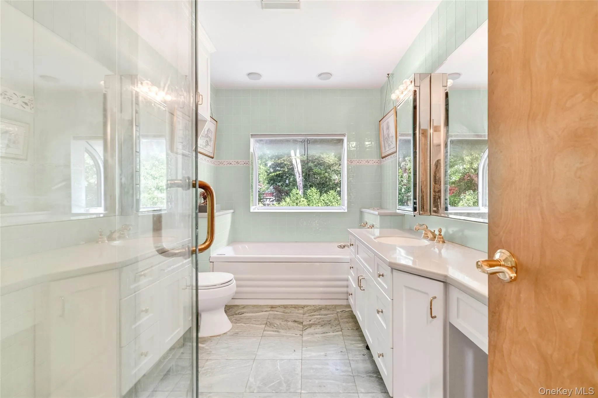 2 Forest Knoll Drive, Ramapo, NY, 3 Bedrooms Bedrooms, 6 Rooms Rooms,1 BathroomBathrooms,Residential,For Rent,Forest Knoll,0,1004111 2 Forest Knoll Drive, Ramapo, NY, 3 Bedrooms Bedrooms, 6 Rooms Rooms,1 BathroomBathrooms,Residential,For Rent,Forest Knoll,0,1004111