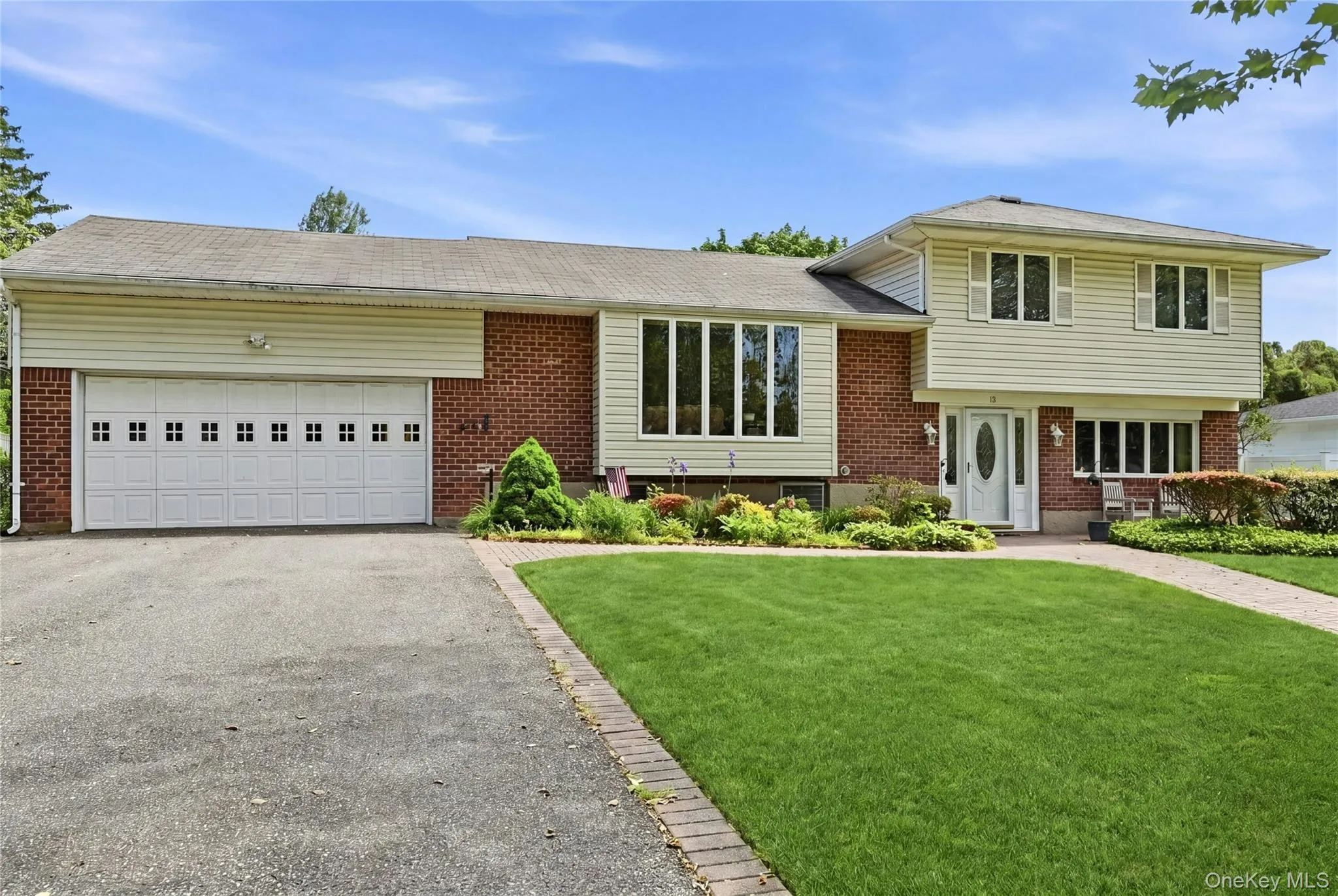 10 Darien Place, Huntington, NY, 4 Bedrooms Bedrooms, 9 Rooms Rooms,2 BathroomsBathrooms,Residential,For Rent,Darien,0,1004115 10 Darien Place, Huntington, NY, 4 Bedrooms Bedrooms, 9 Rooms Rooms,2 BathroomsBathrooms,Residential,For Rent,Darien,0,1004115