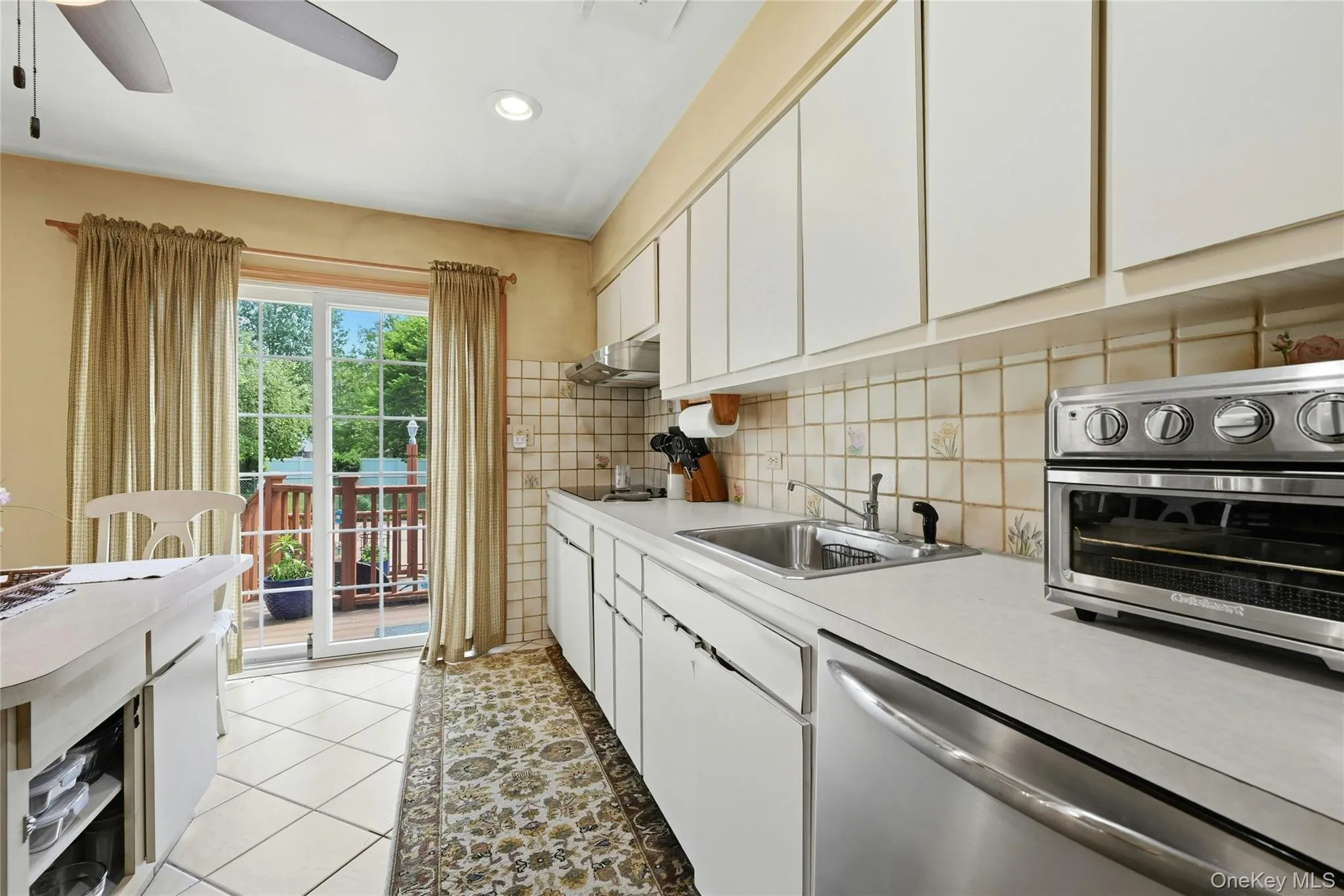10 Darien Place, Huntington, NY, 4 Bedrooms Bedrooms, 9 Rooms Rooms,2 BathroomsBathrooms,Residential,For Rent,Darien,0,1004115 10 Darien Place, Huntington, NY, 4 Bedrooms Bedrooms, 9 Rooms Rooms,2 BathroomsBathrooms,Residential,For Rent,Darien,0,1004115