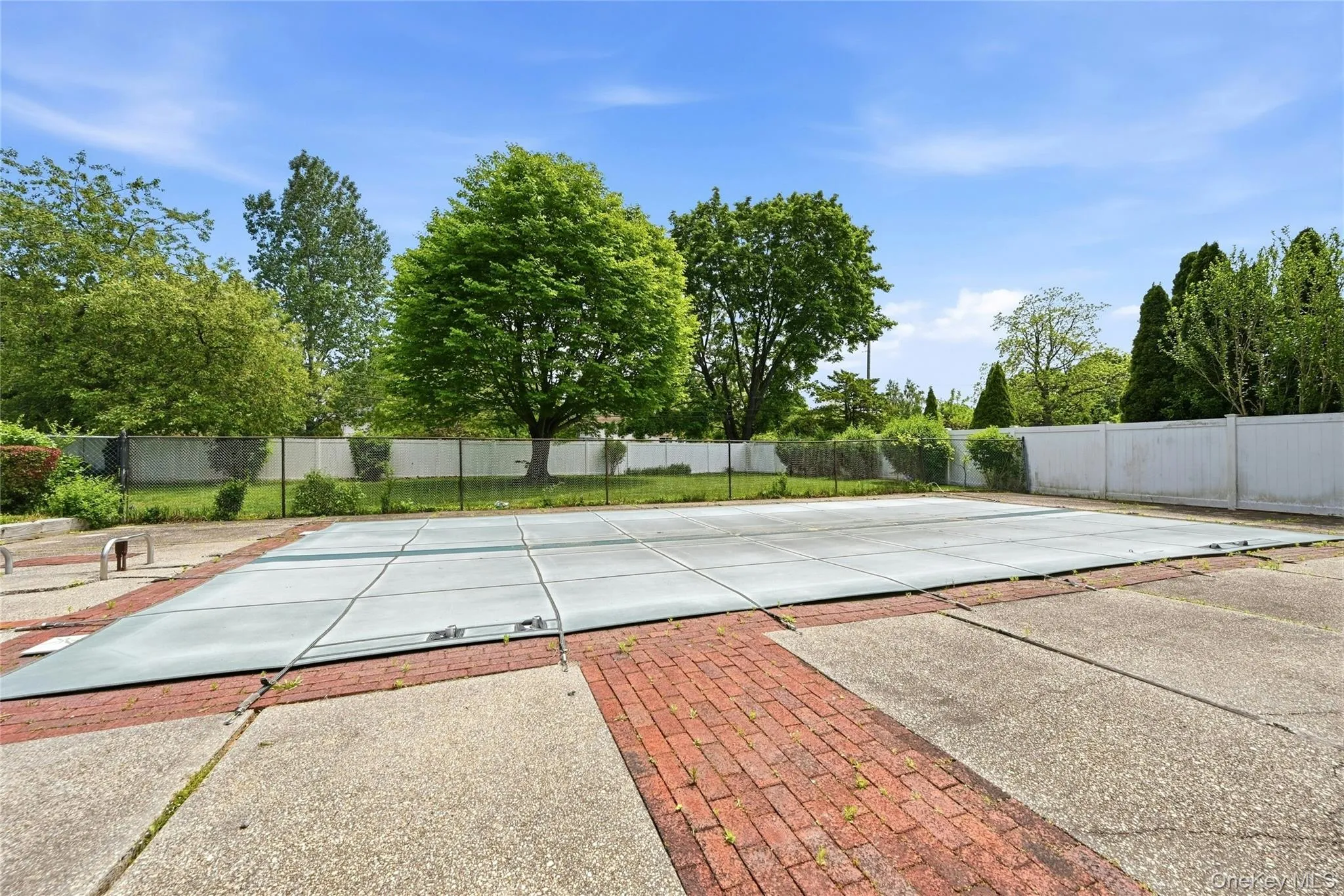 10 Darien Place, Huntington, NY, 4 Bedrooms Bedrooms, 9 Rooms Rooms,2 BathroomsBathrooms,Residential,For Rent,Darien,0,1004115 10 Darien Place, Huntington, NY, 4 Bedrooms Bedrooms, 9 Rooms Rooms,2 BathroomsBathrooms,Residential,For Rent,Darien,0,1004115