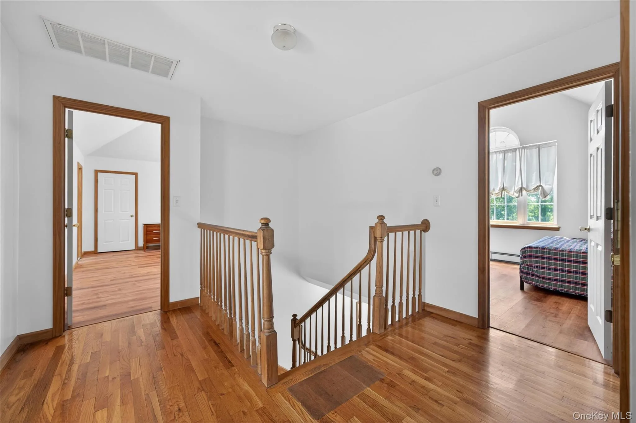 8 Alloway Crescent, Woodbury, NY, 5 Bedrooms Bedrooms, 11 Rooms Rooms,3 BathroomsBathrooms,Residential,For Rent,Alloway,0,1004118 8 Alloway Crescent, Woodbury, NY, 5 Bedrooms Bedrooms, 11 Rooms Rooms,3 BathroomsBathrooms,Residential,For Rent,Alloway,0,1004118