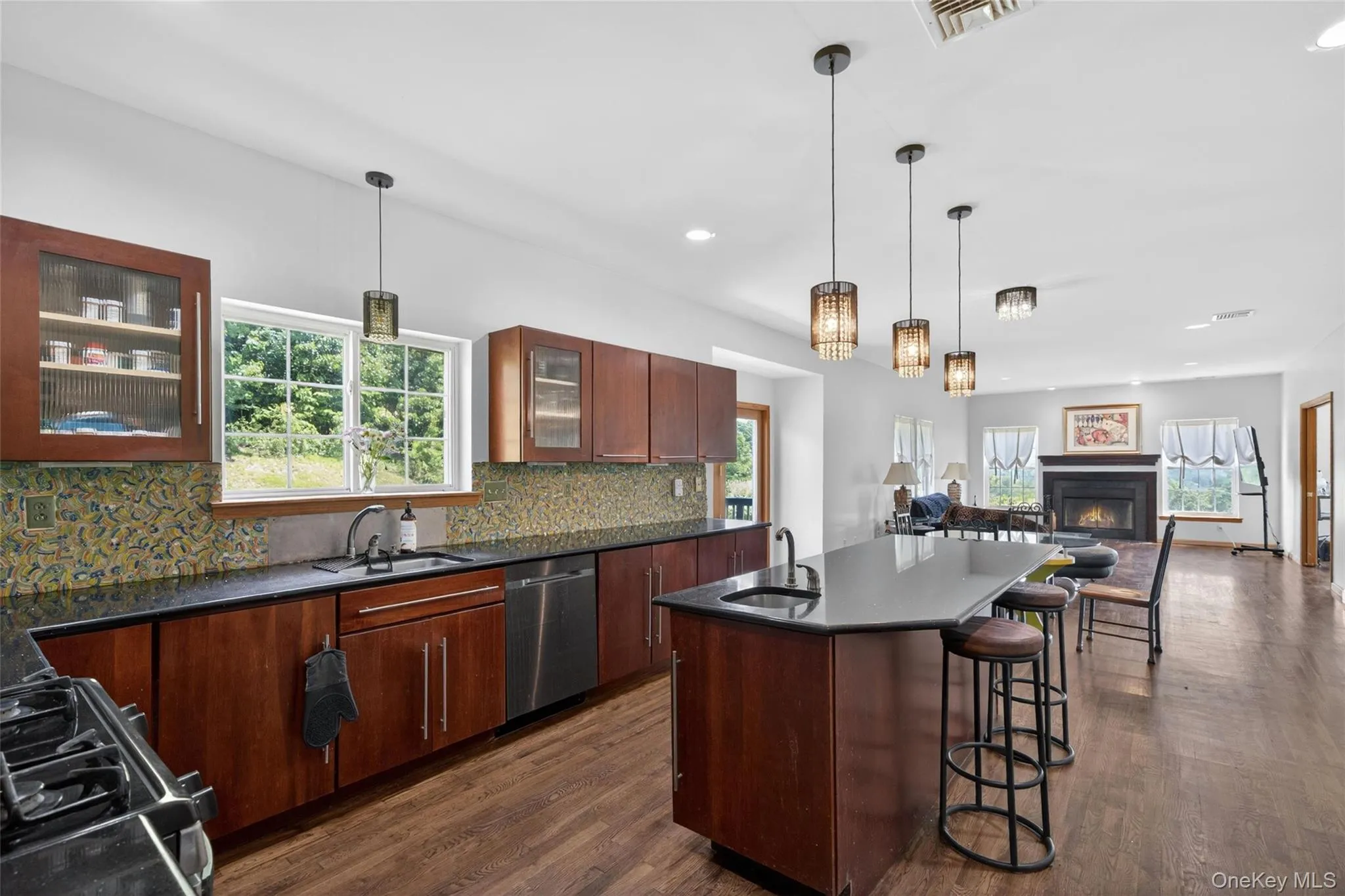 8 Alloway Crescent, Woodbury, NY, 5 Bedrooms Bedrooms, 11 Rooms Rooms,3 BathroomsBathrooms,Residential,For Rent,Alloway,0,1004118 8 Alloway Crescent, Woodbury, NY, 5 Bedrooms Bedrooms, 11 Rooms Rooms,3 BathroomsBathrooms,Residential,For Rent,Alloway,0,1004118