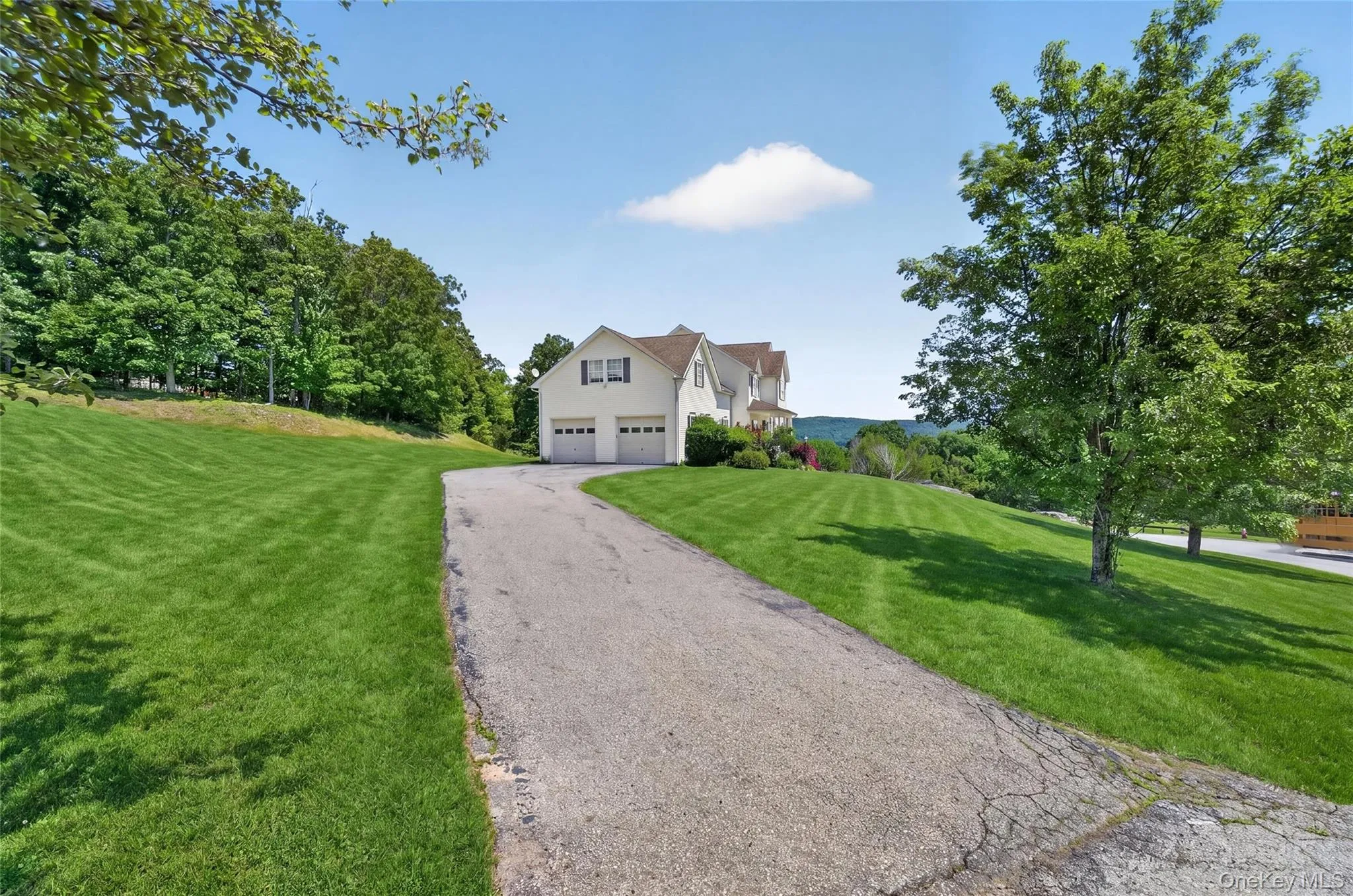 8 Alloway Crescent, Woodbury, NY, 5 Bedrooms Bedrooms, 11 Rooms Rooms,3 BathroomsBathrooms,Residential,For Rent,Alloway,0,1004118 8 Alloway Crescent, Woodbury, NY, 5 Bedrooms Bedrooms, 11 Rooms Rooms,3 BathroomsBathrooms,Residential,For Rent,Alloway,0,1004118