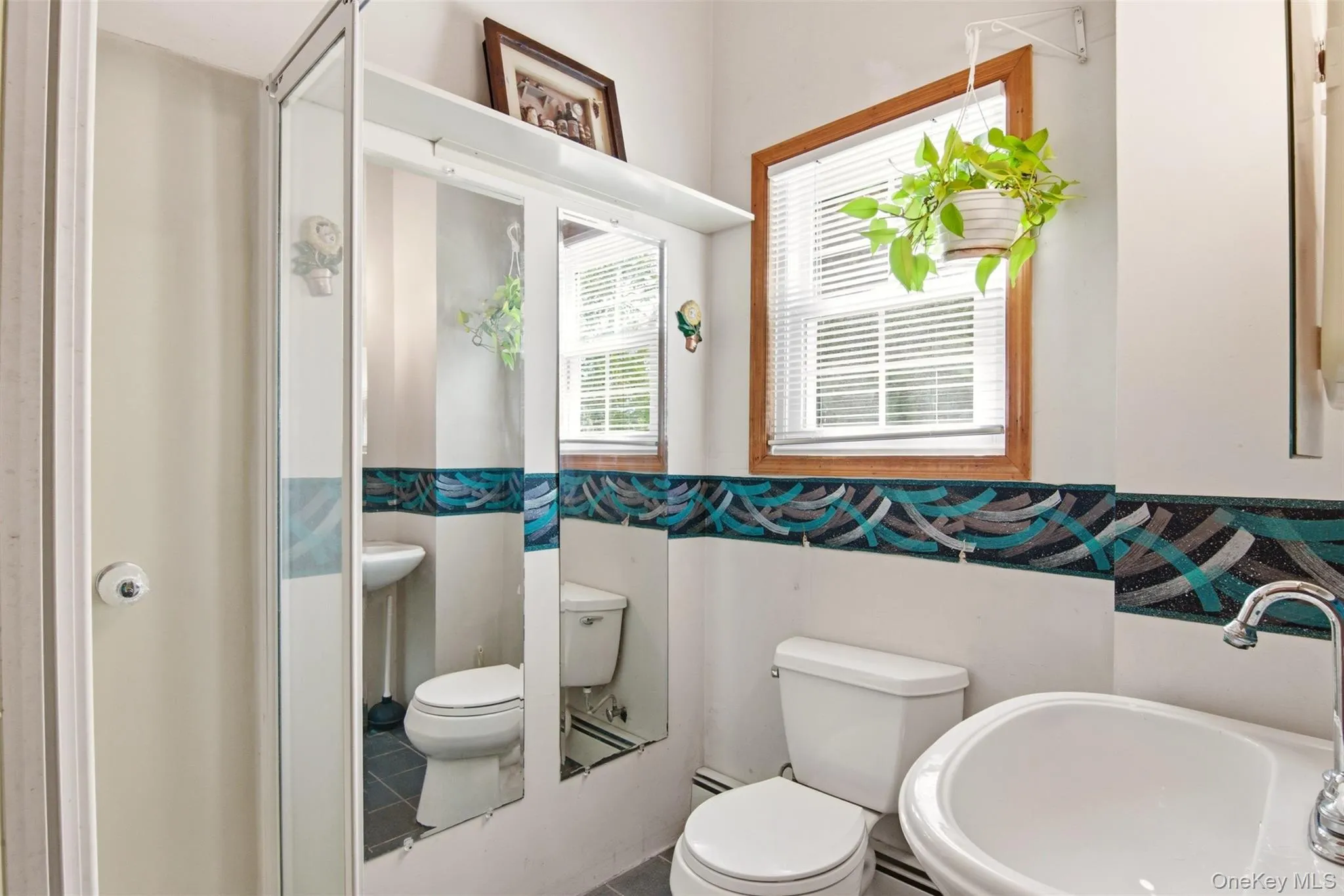 2nd floor bathroom with stand-up shower 2nd floor bathroom with stand-up shower