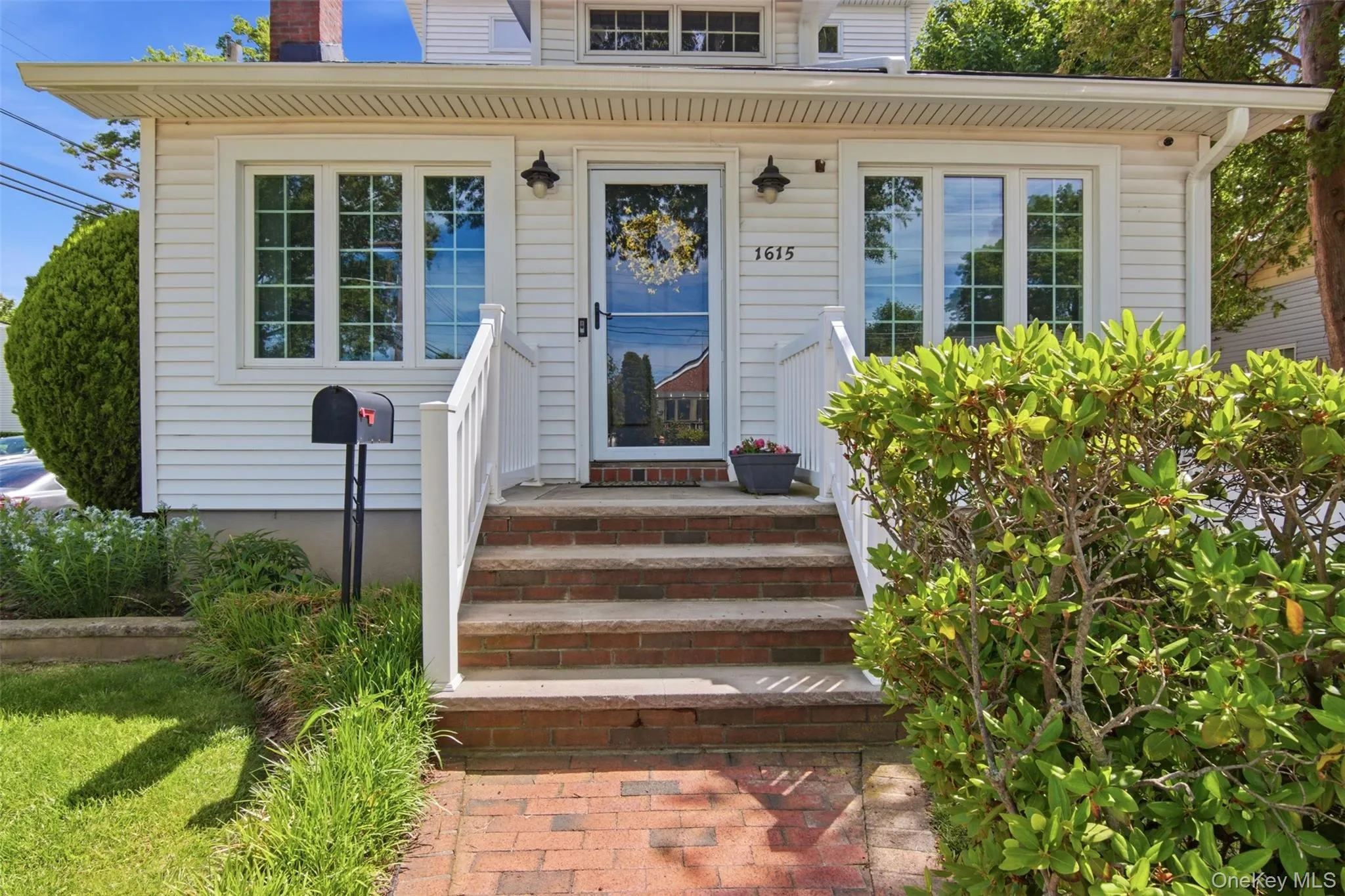 1615 Estelle Avenue, Hempstead, NY, 4 Bedrooms Bedrooms, 7 Rooms Rooms,2 BathroomsBathrooms,Residential,For Rent,Estelle,0,1004119 1615 Estelle Avenue, Hempstead, NY, 4 Bedrooms Bedrooms, 7 Rooms Rooms,2 BathroomsBathrooms,Residential,For Rent,Estelle,0,1004119