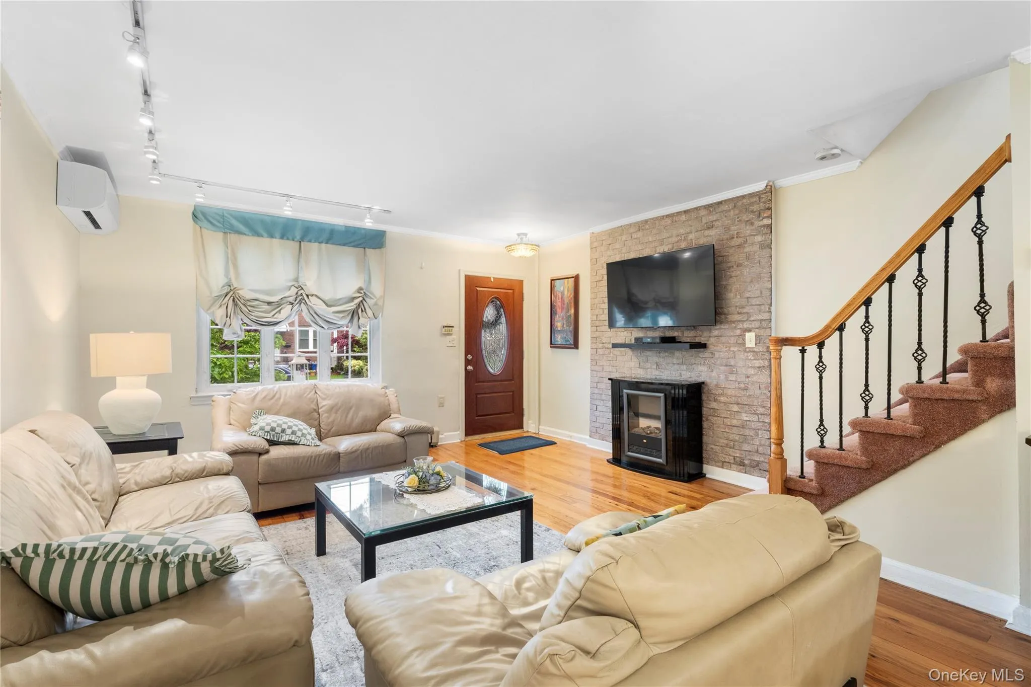 7-14 160th Street, New York, NY, 2 Bedrooms Bedrooms, 6 Rooms Rooms,2 BathroomsBathrooms,Residential,For Rent,160th,0,1004120 7-14 160th Street, New York, NY, 2 Bedrooms Bedrooms, 6 Rooms Rooms,2 BathroomsBathrooms,Residential,For Rent,160th,0,1004120