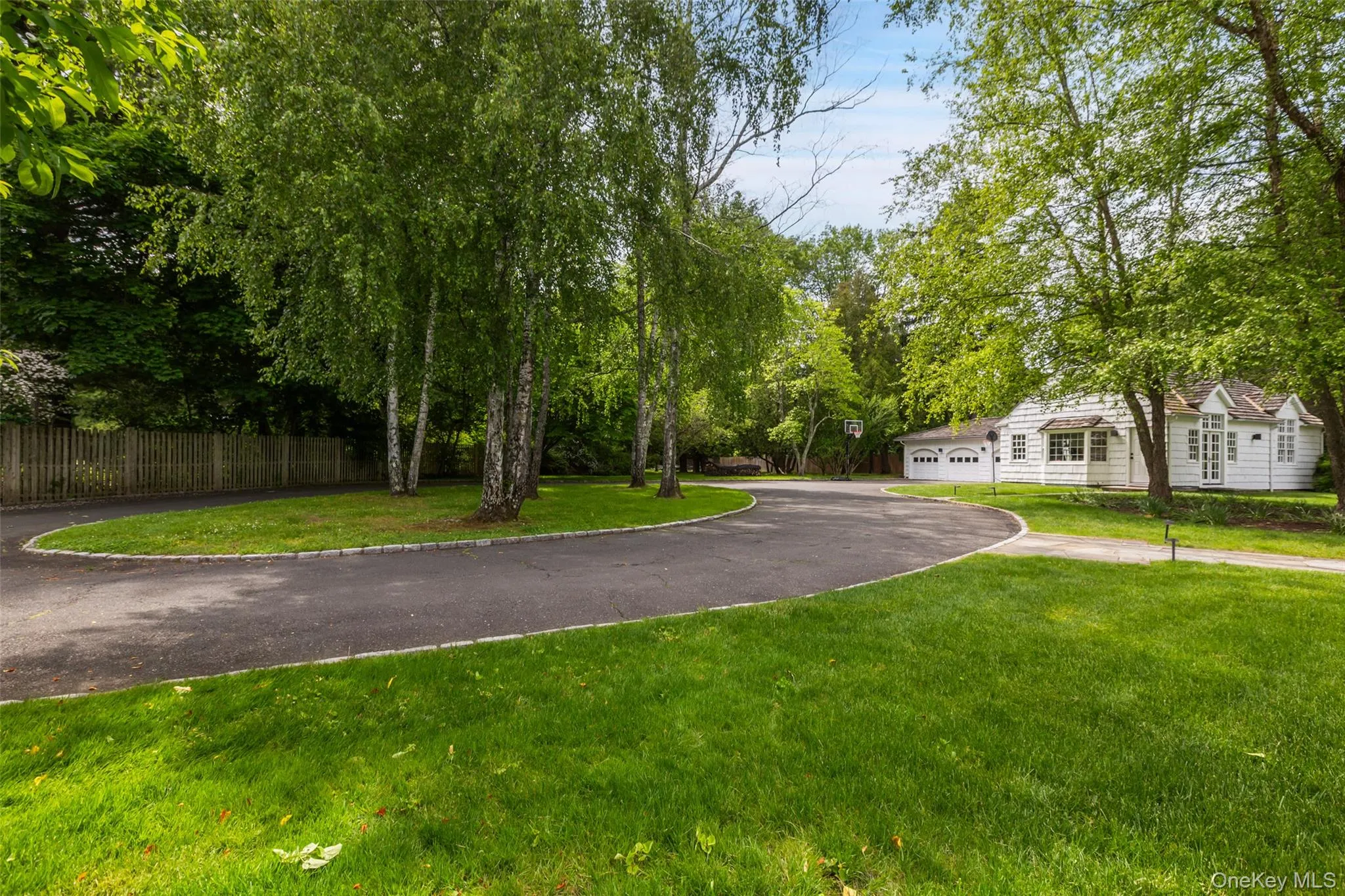 124 Lincoln Avenue, Harrison, NY, 6 Bedrooms Bedrooms, 13 Rooms Rooms,4 BathroomsBathrooms,Residential,For Rent,Lincoln,0,1004122 124 Lincoln Avenue, Harrison, NY, 6 Bedrooms Bedrooms, 13 Rooms Rooms,4 BathroomsBathrooms,Residential,For Rent,Lincoln,0,1004122