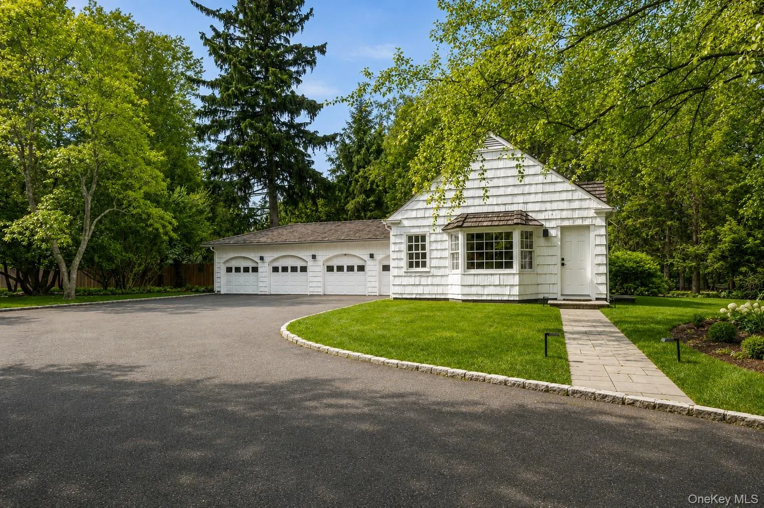 124 Lincoln Avenue, Harrison, NY, 6 Bedrooms Bedrooms, 13 Rooms Rooms,4 BathroomsBathrooms,Residential,For Rent,Lincoln,0,1004122 124 Lincoln Avenue, Harrison, NY, 6 Bedrooms Bedrooms, 13 Rooms Rooms,4 BathroomsBathrooms,Residential,For Rent,Lincoln,0,1004122